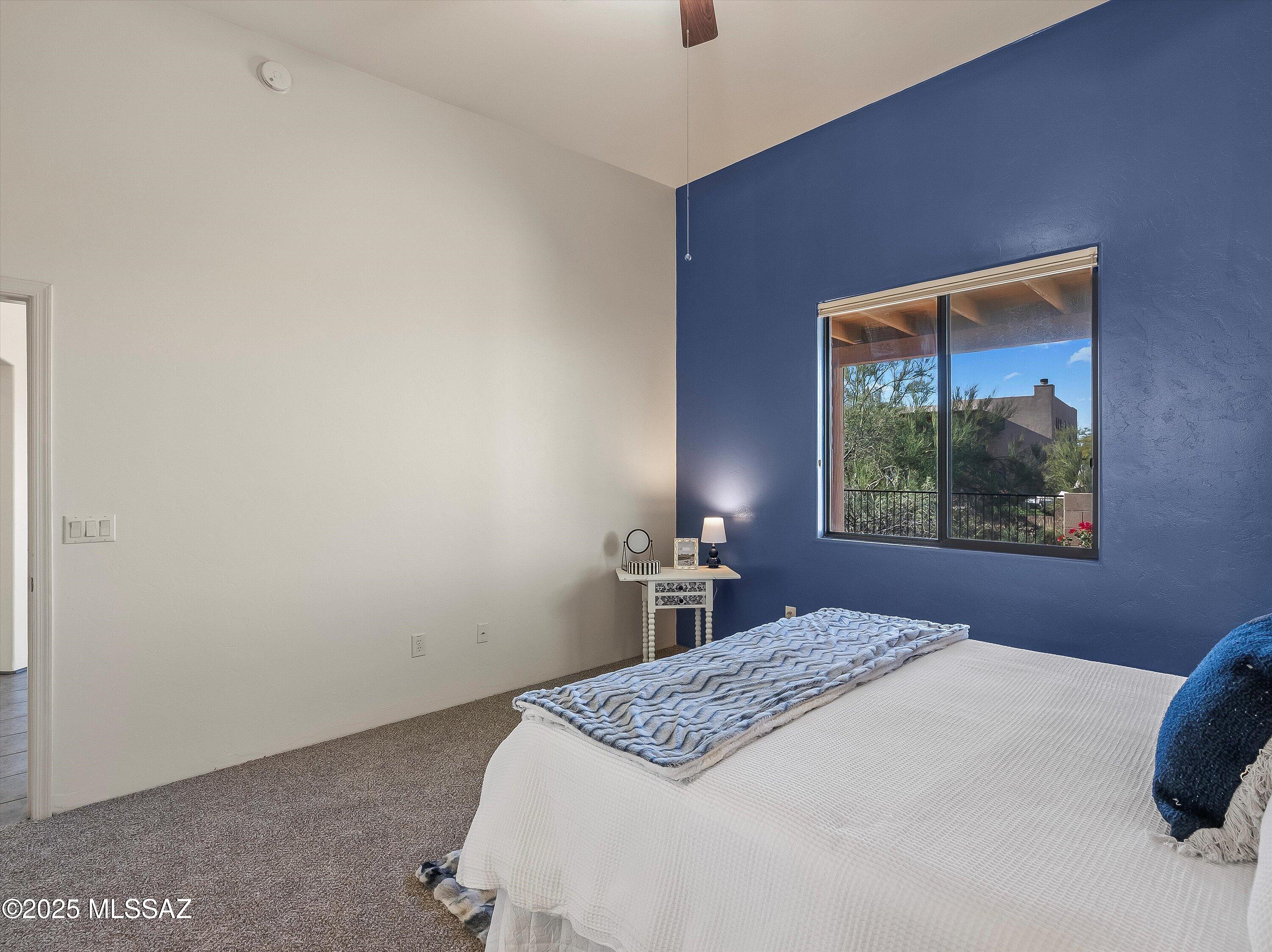 112 S Happy Valley Saddle Drive