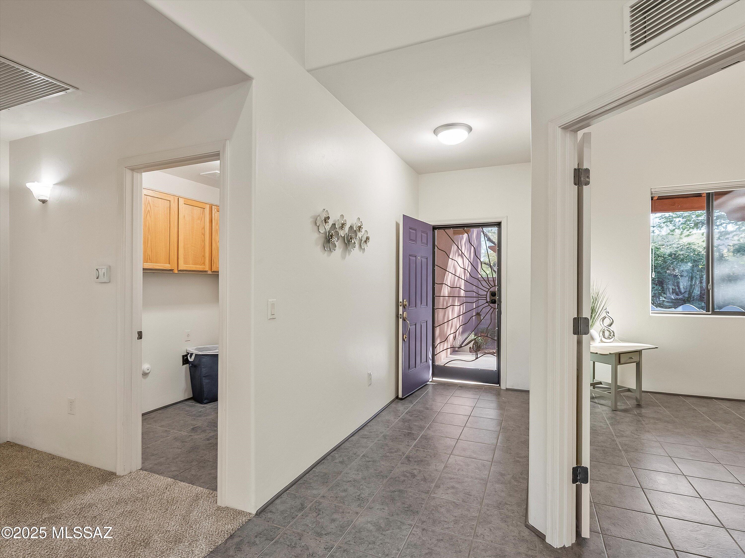 112 S Happy Valley Saddle Drive