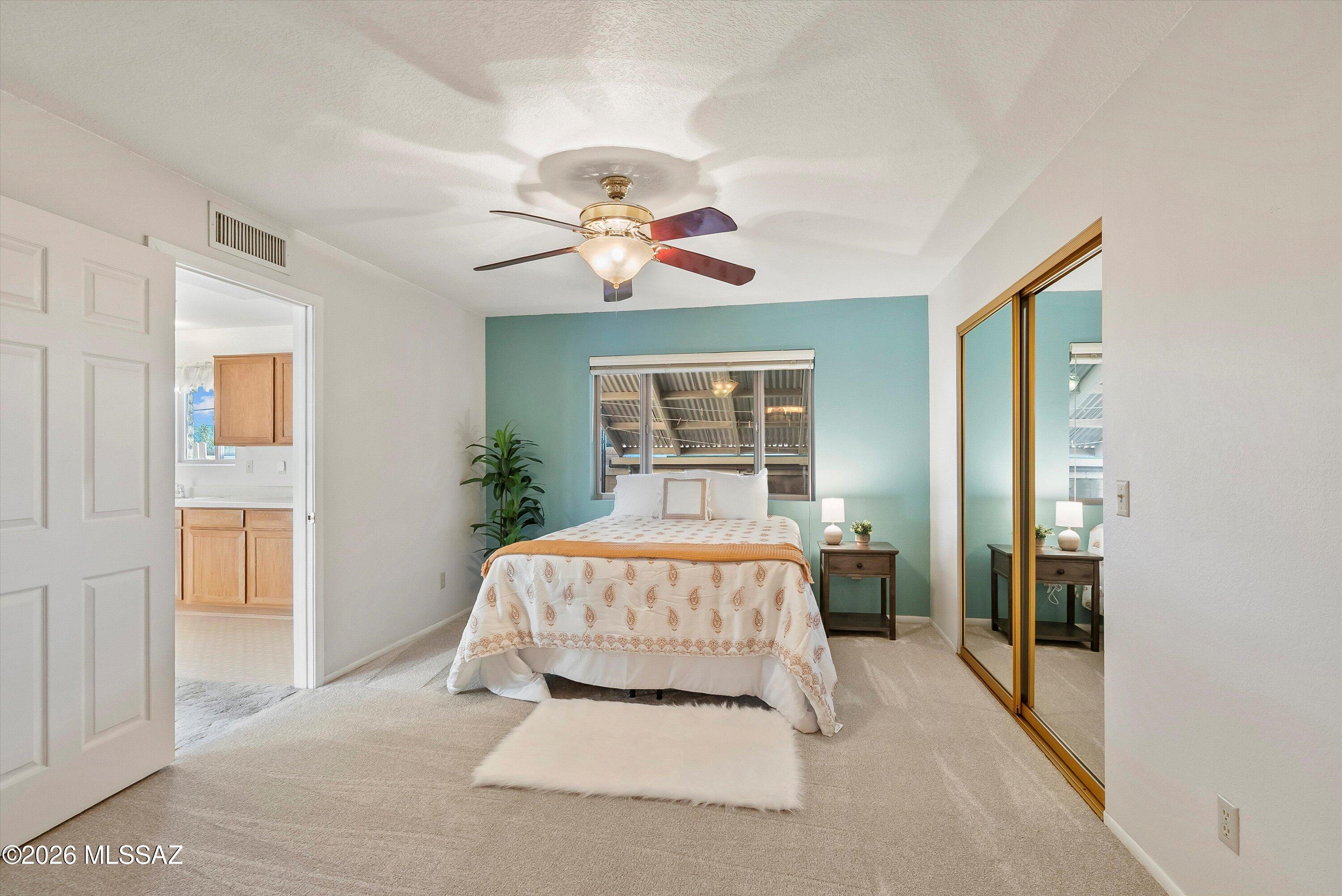 5341 W Avenida Comba