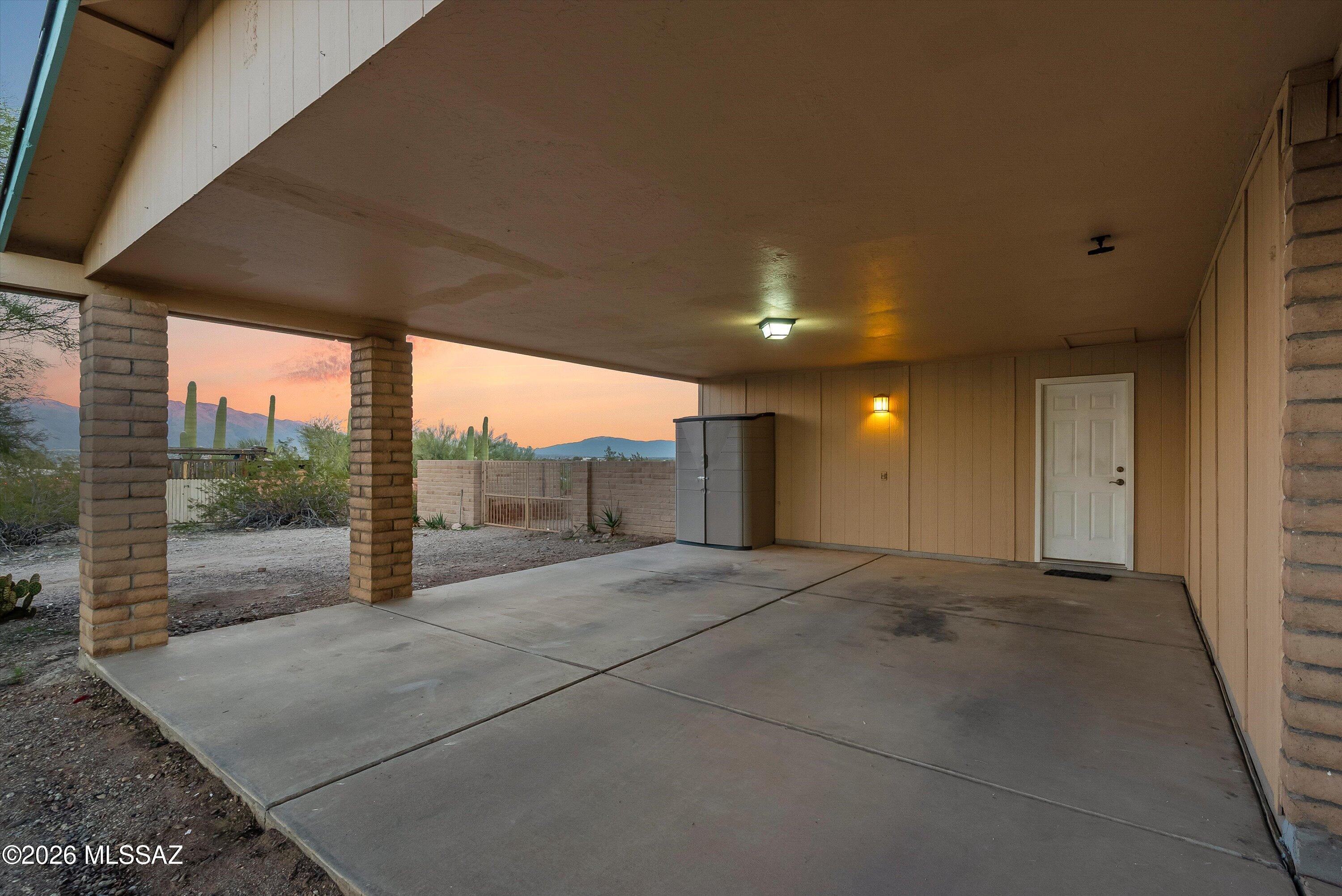 5341 W Avenida Comba