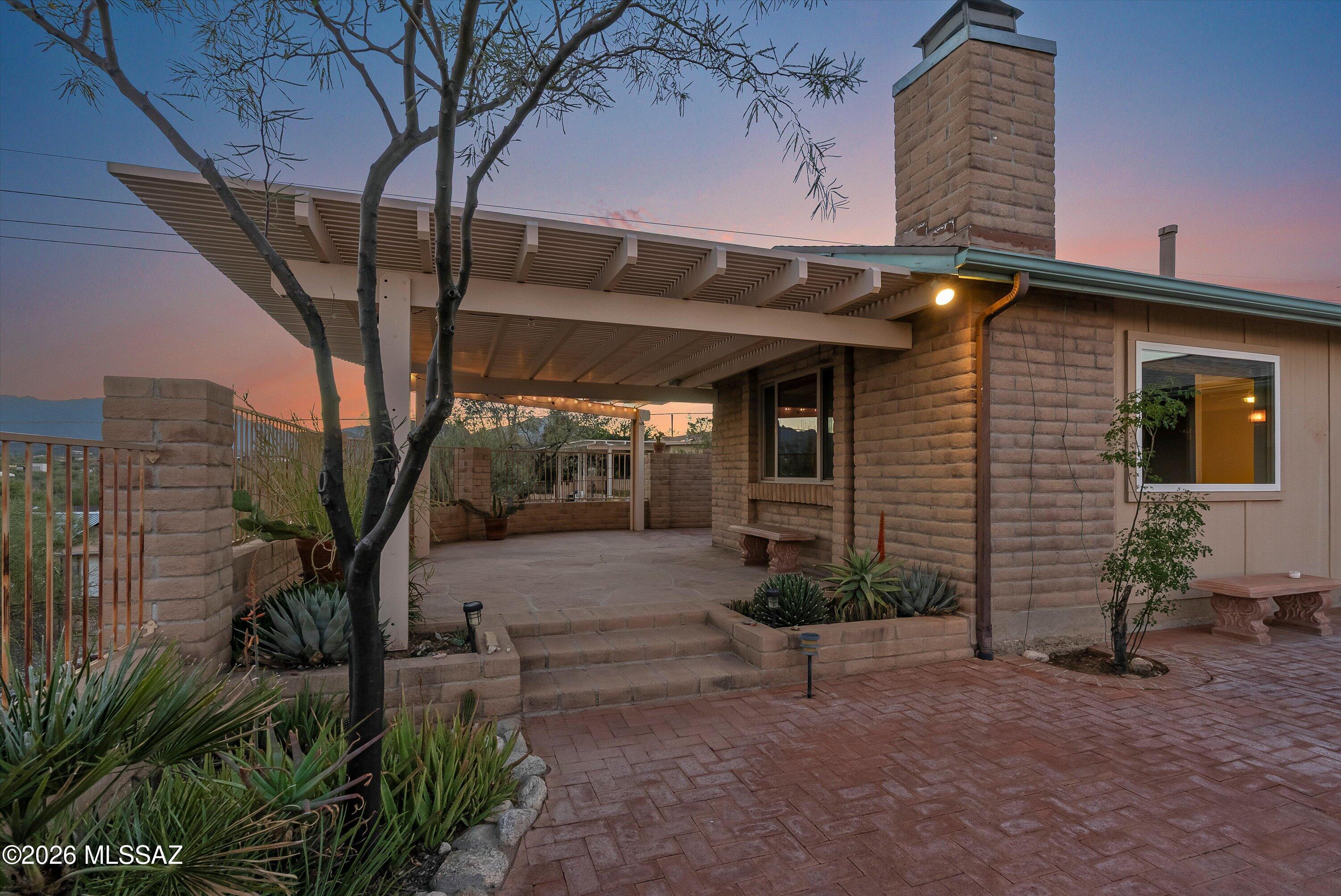 5341 W Avenida Comba