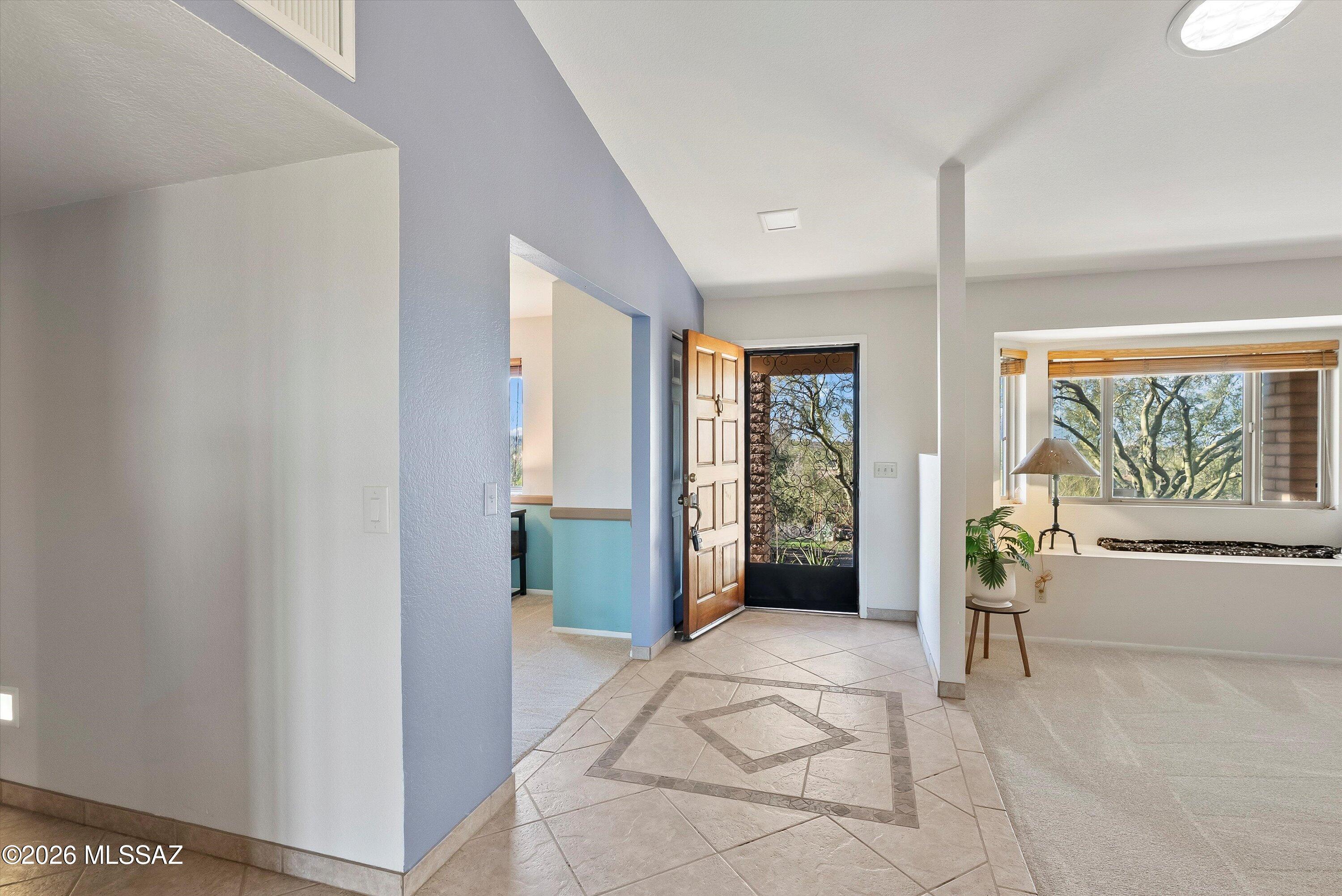 5341 W Avenida Comba