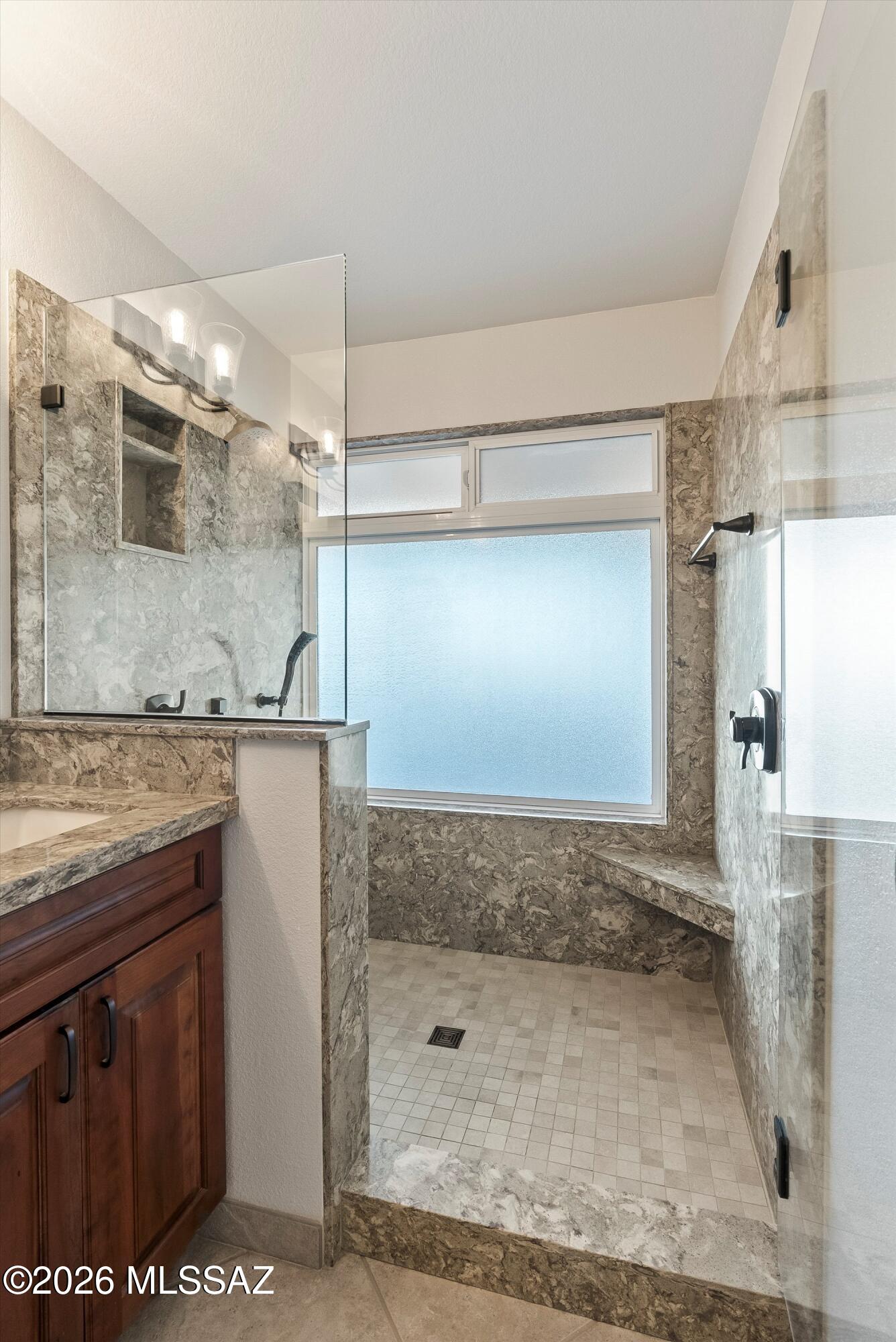 5341 W Avenida Comba