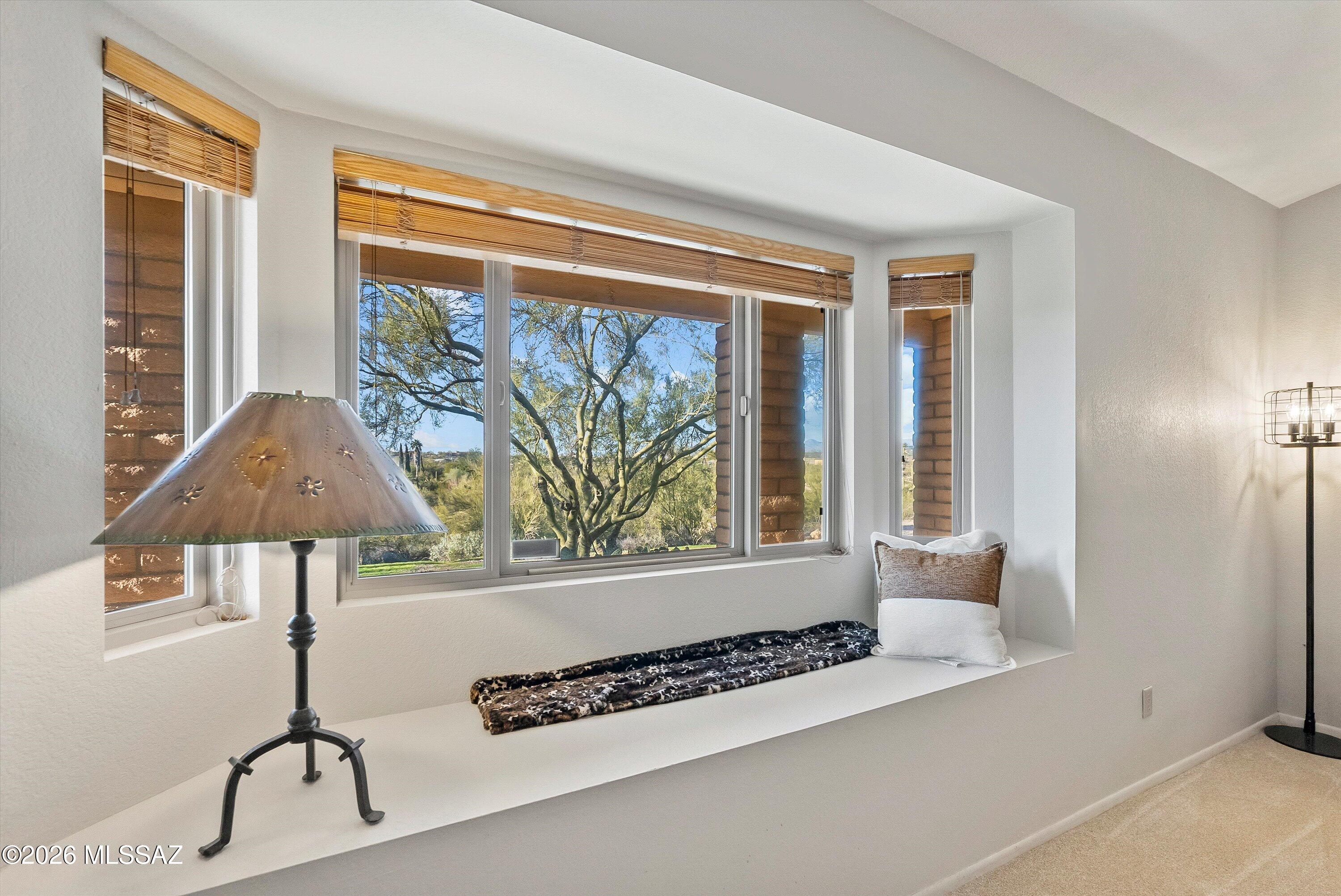 5341 W Avenida Comba