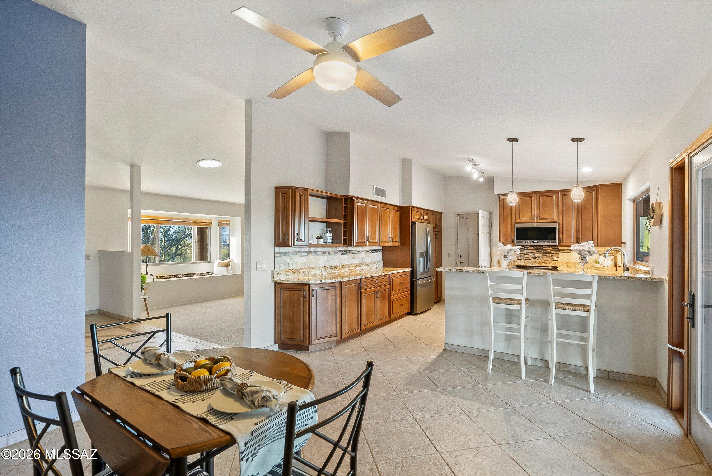 5341 W Avenida Comba