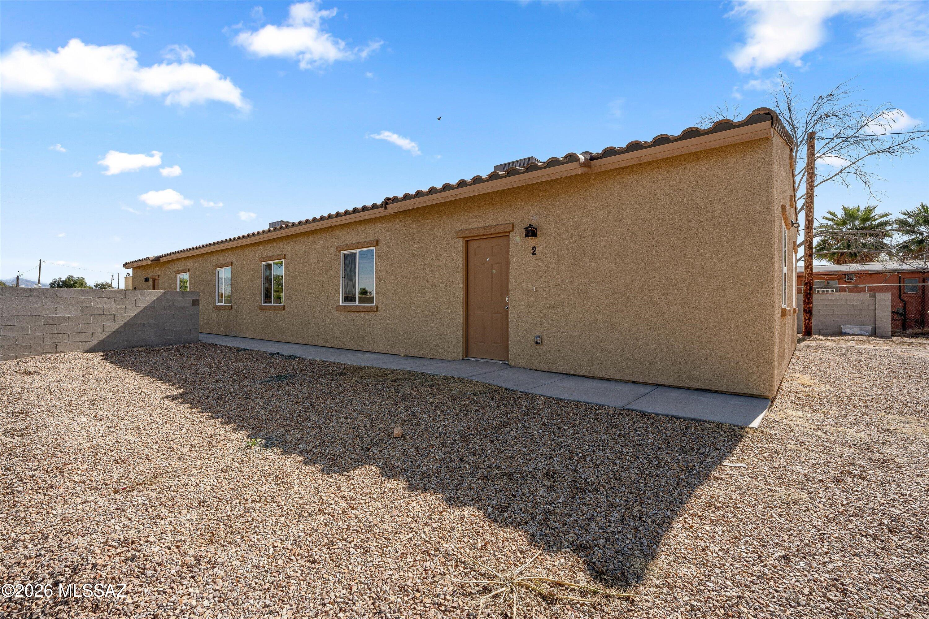 5405 S Masterson