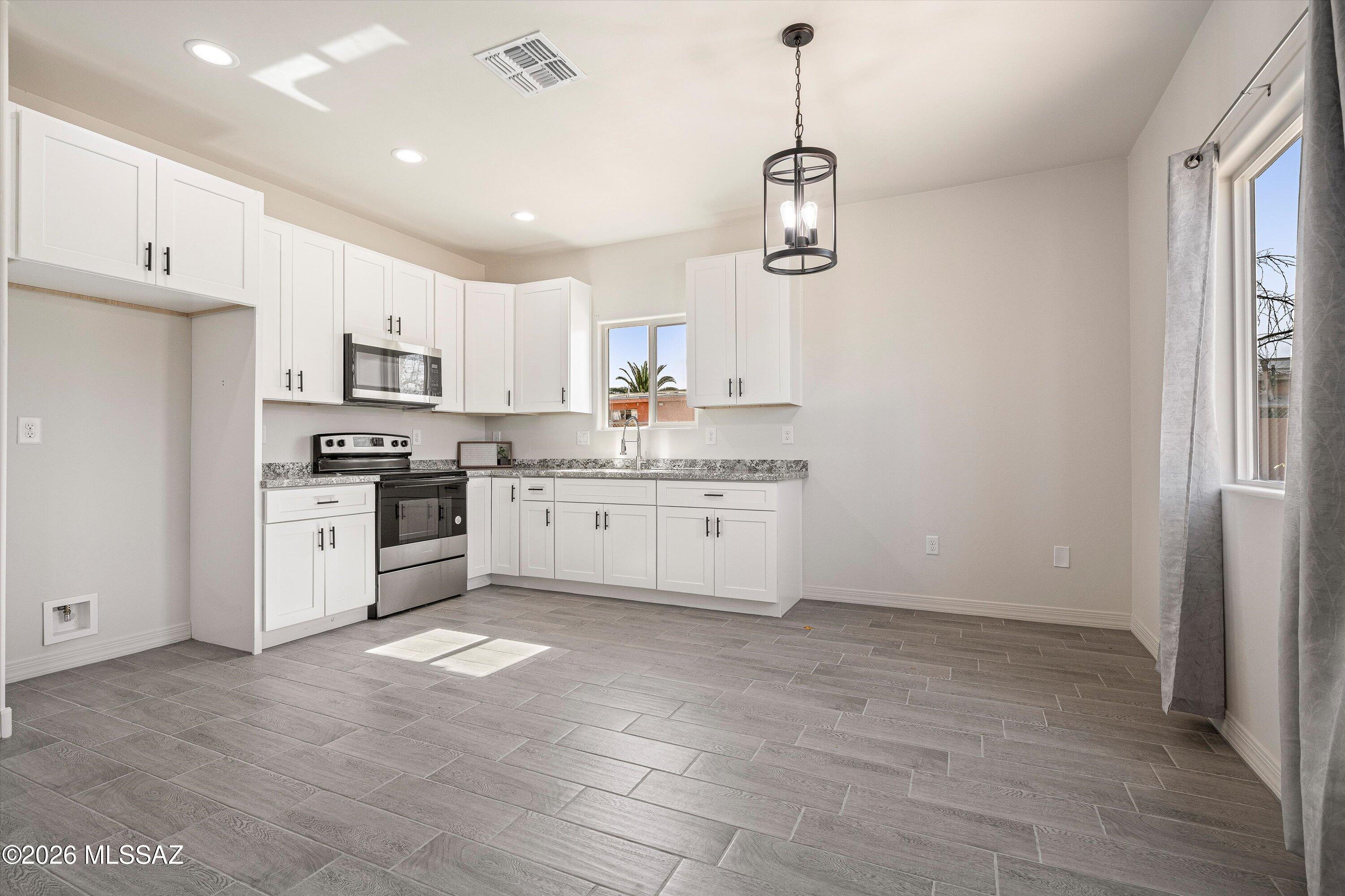 5405 S Masterson Avenue