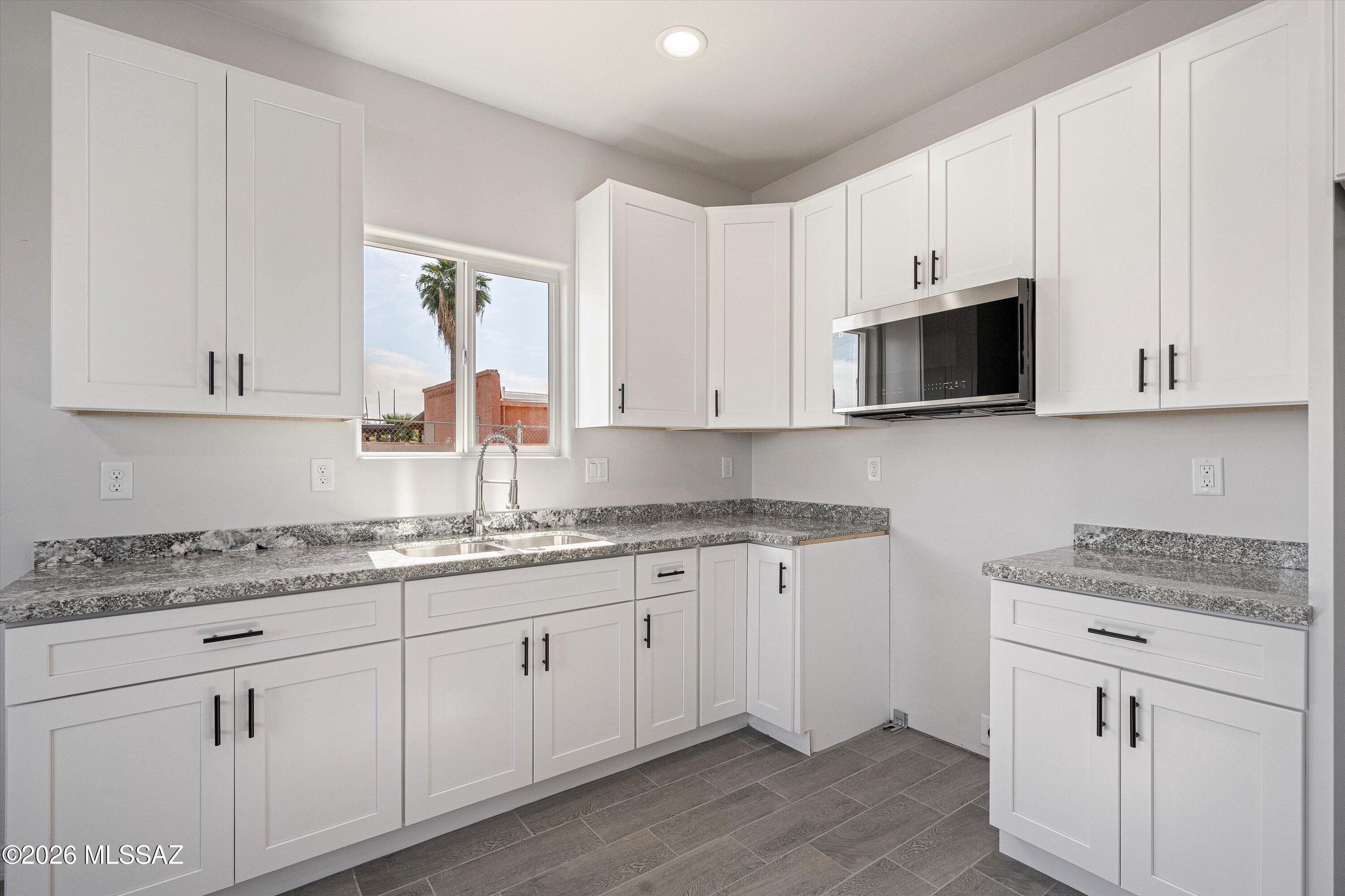 5405 S Masterson Avenue