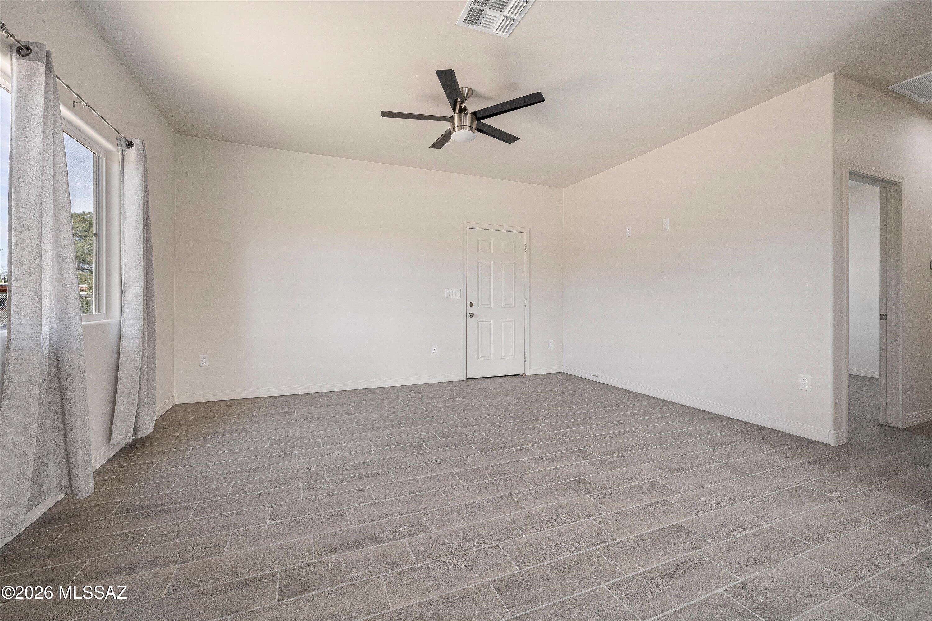 5405 S Masterson Avenue