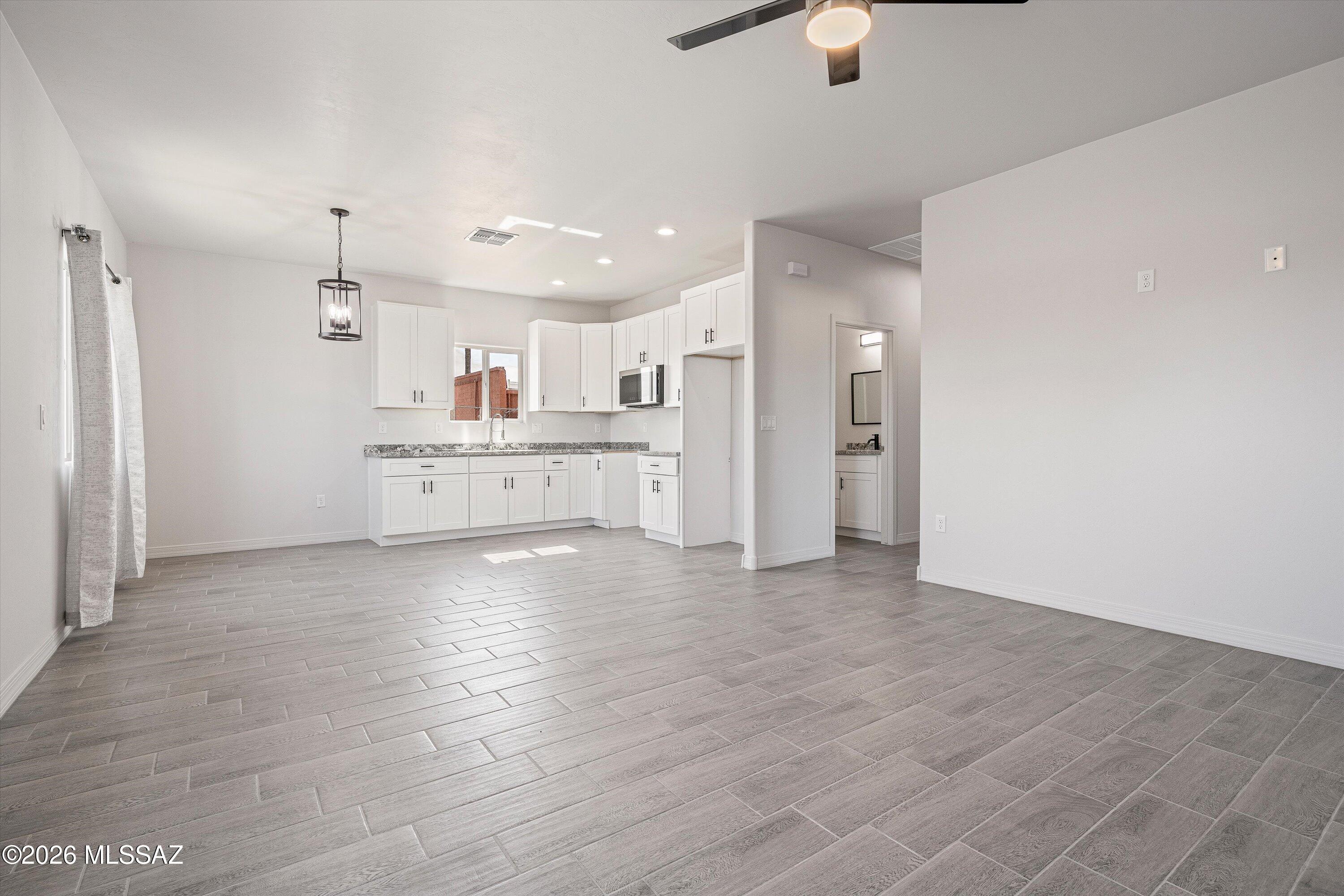 5405 S Masterson Avenue