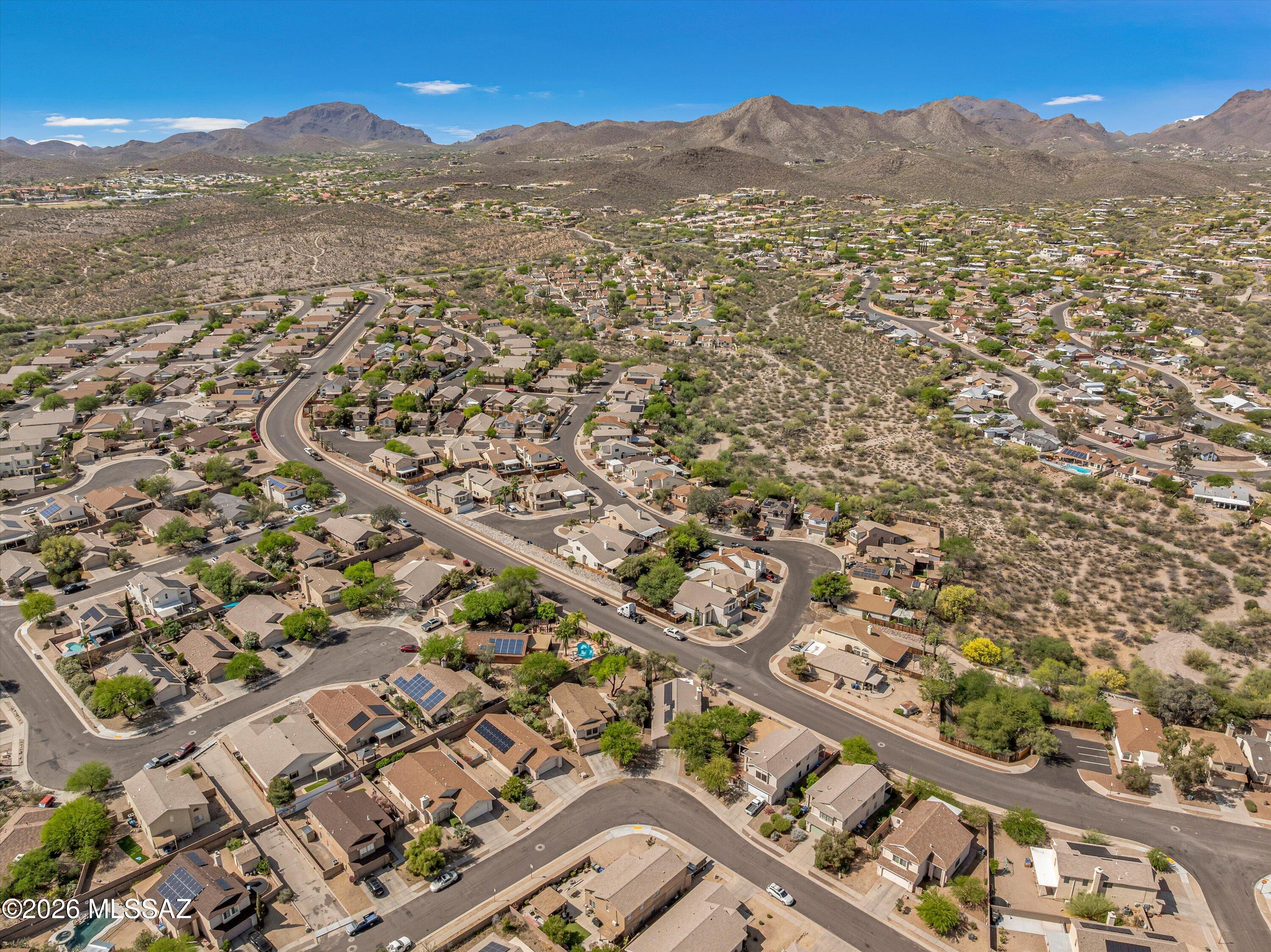 2565 W Brogan Street