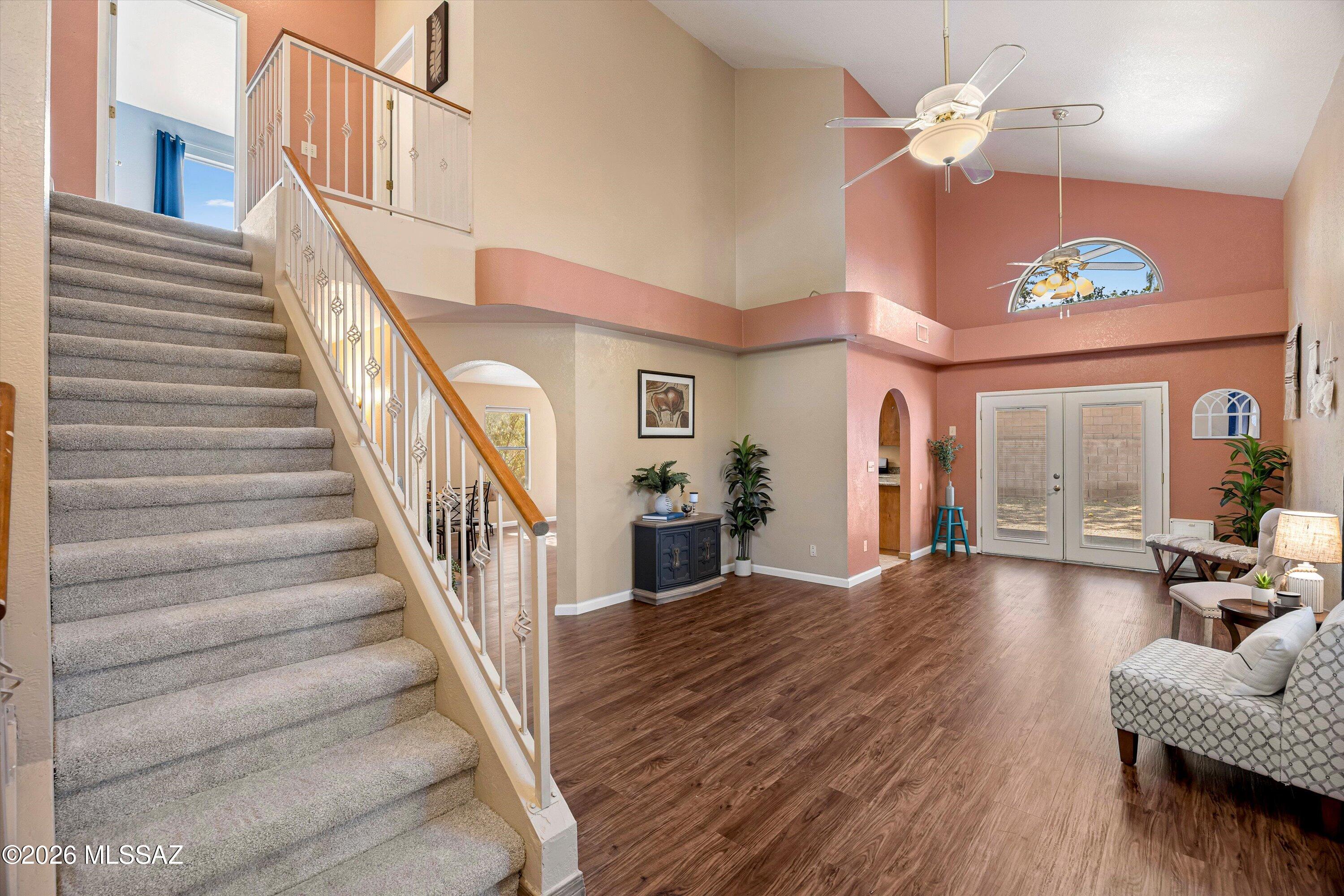 2565 W Brogan Street