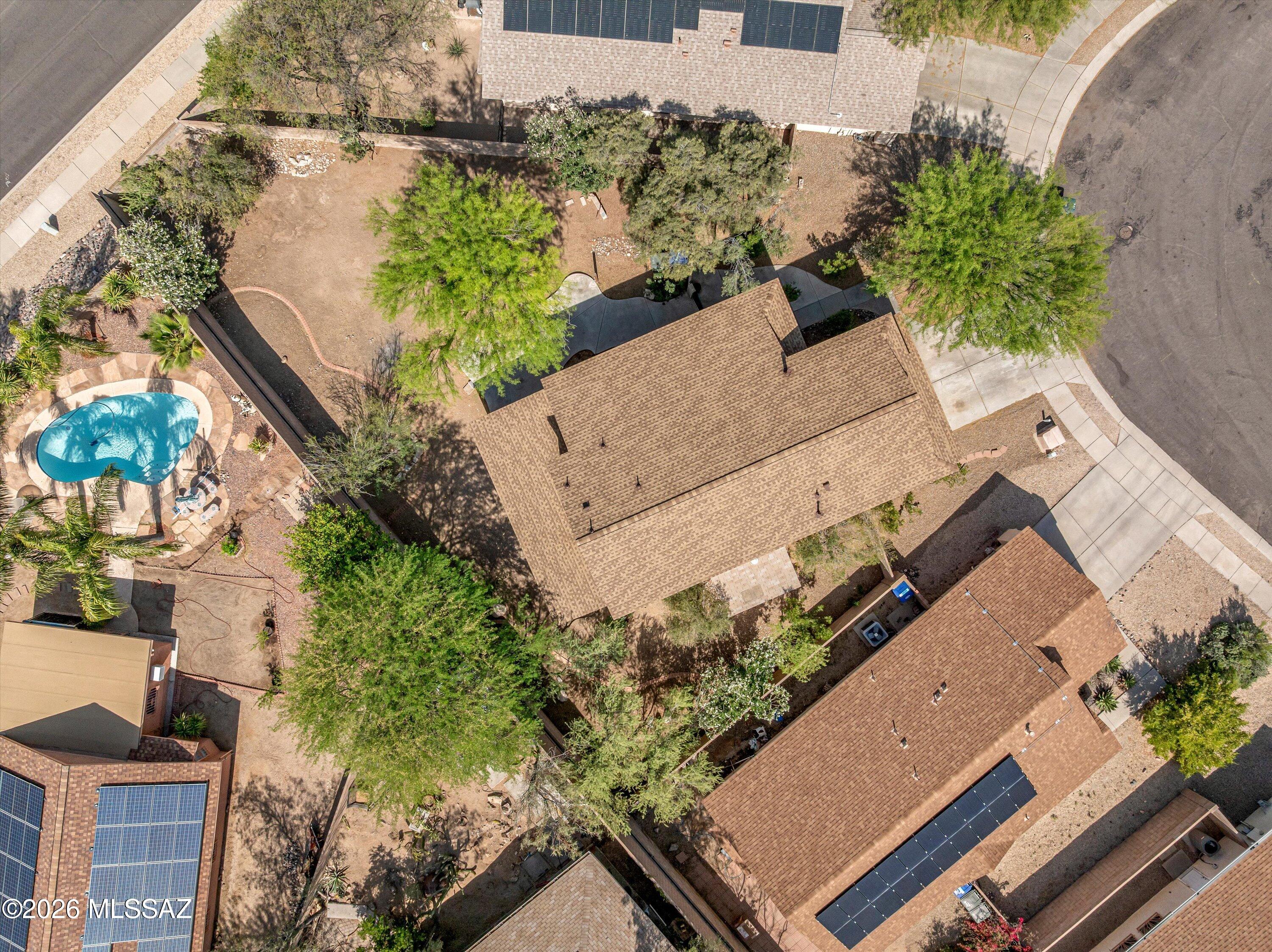 2565 W Brogan Street