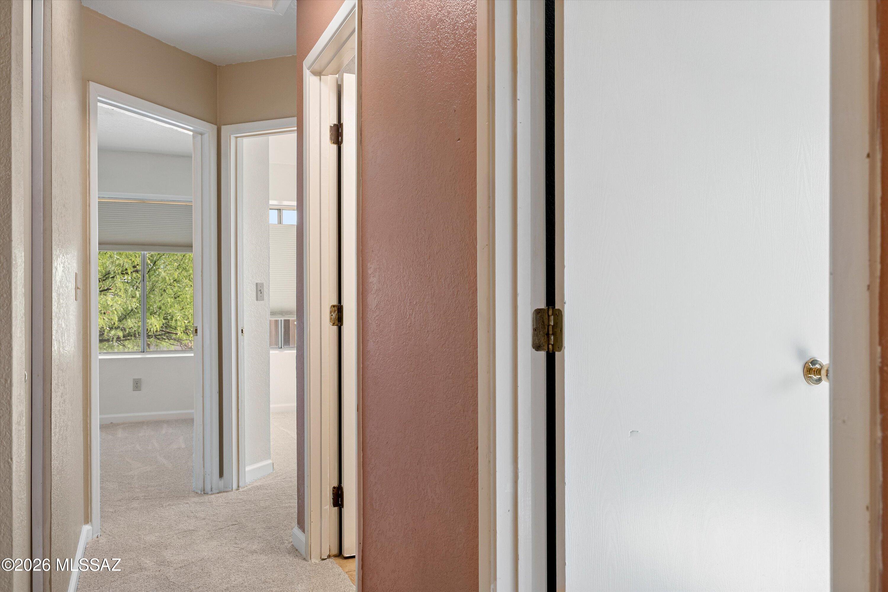 2565 W Brogan Street