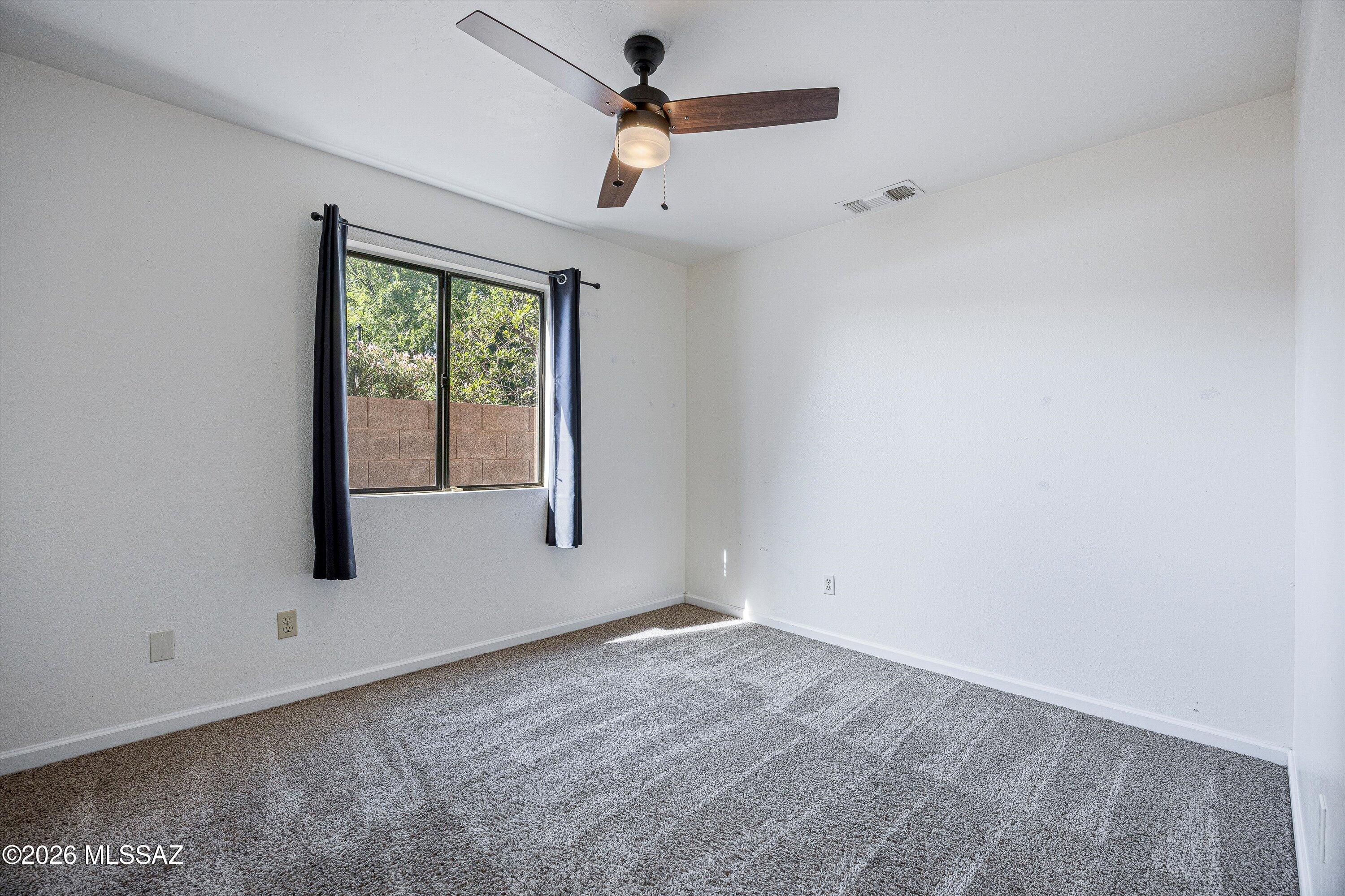 8721 N Chinaberry Way