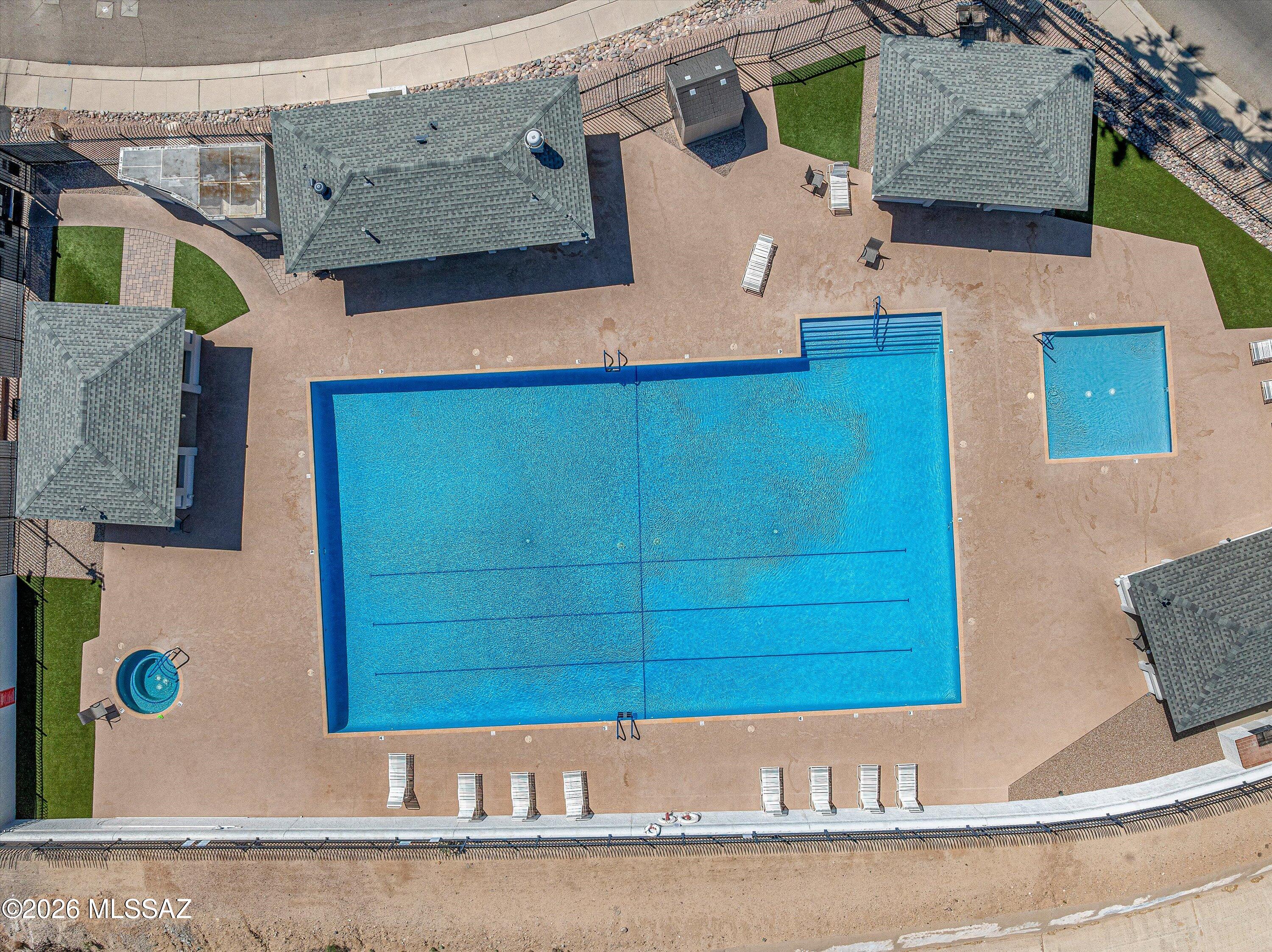 8721 N Chinaberry Way