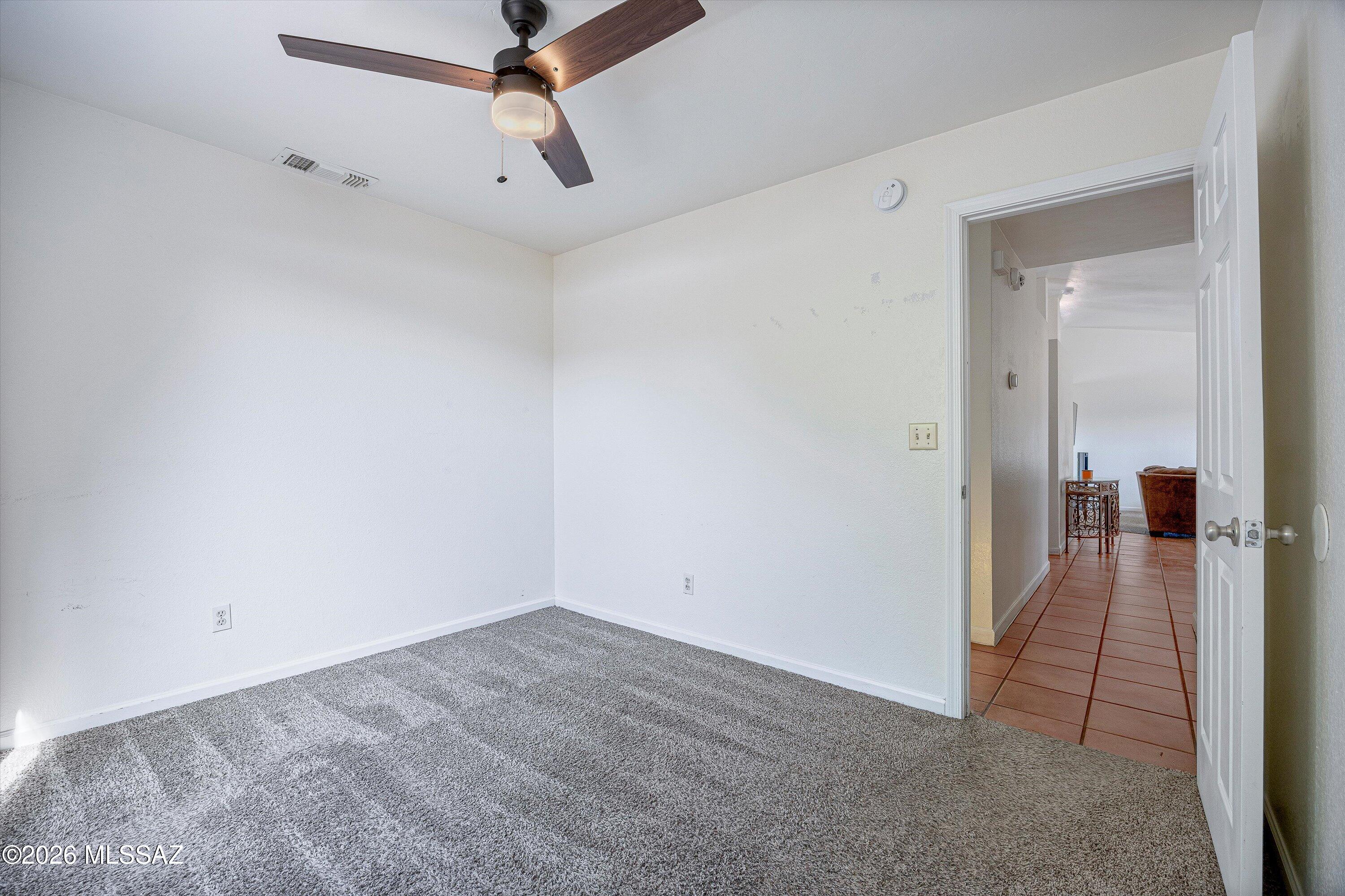 8721 N Chinaberry Way