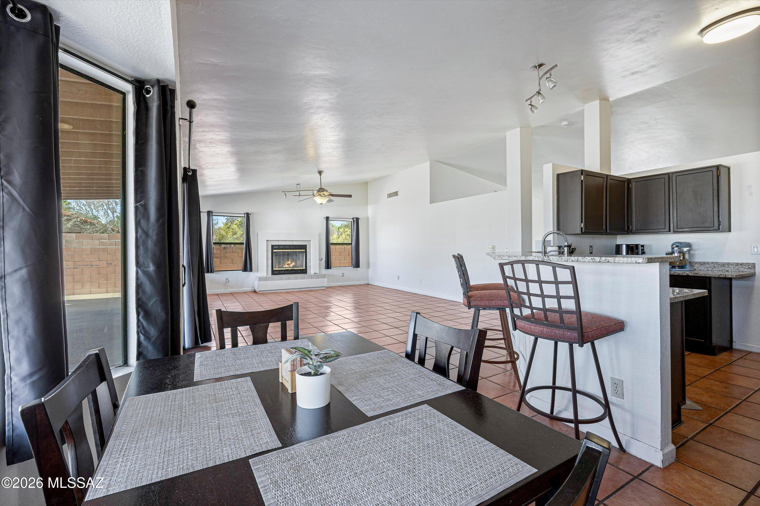 8721 N Chinaberry Way