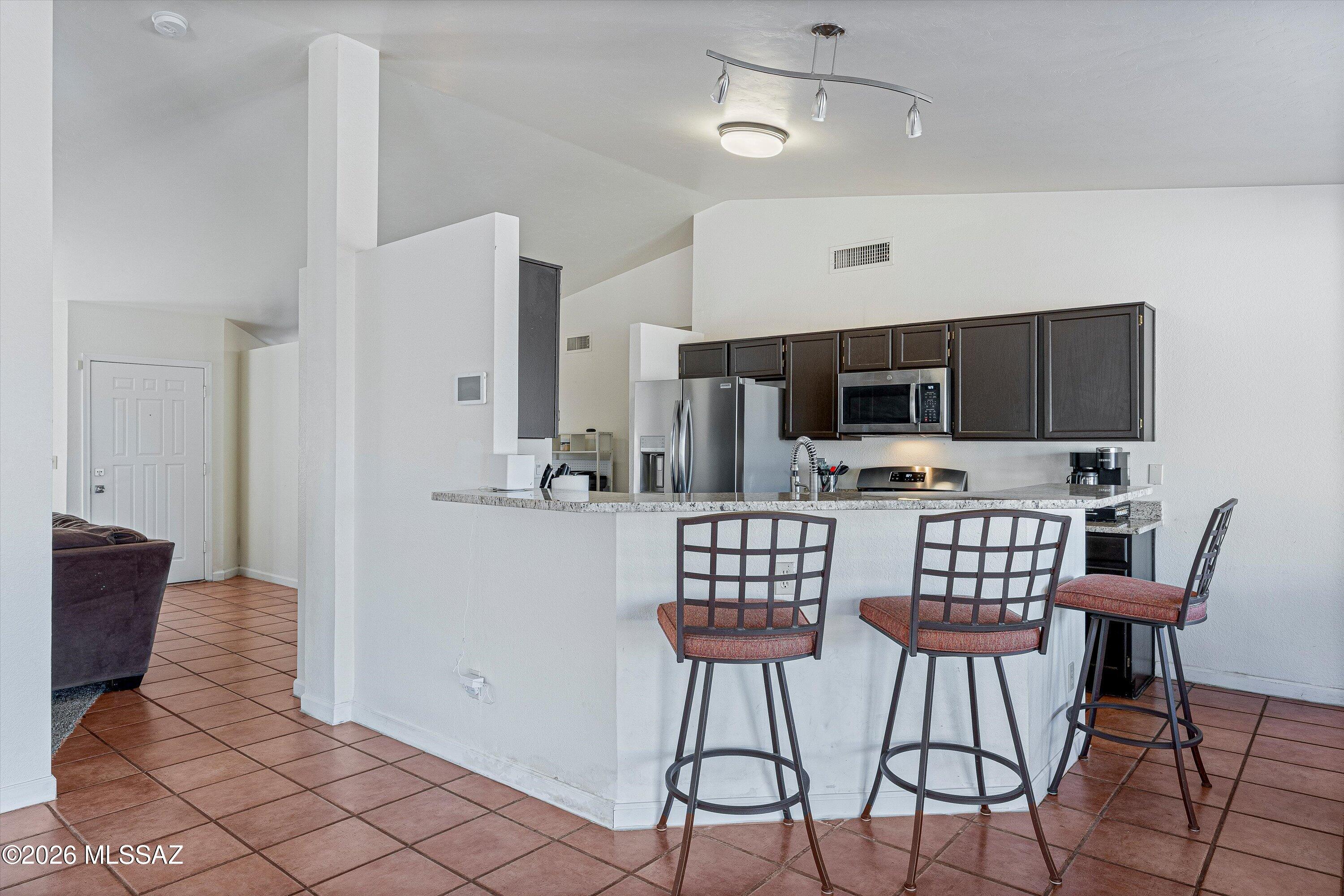 8721 N Chinaberry Way