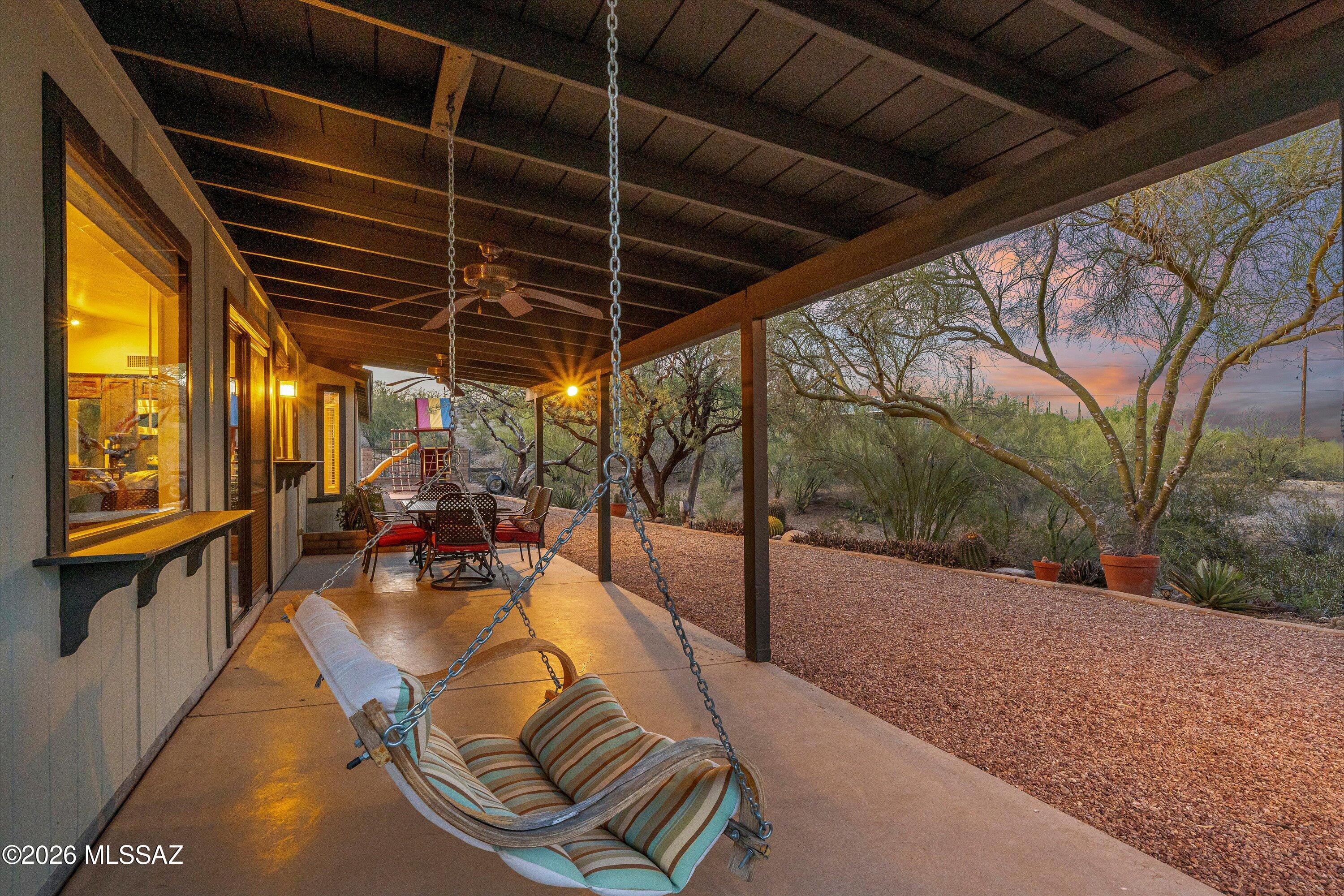 5230 N Avenida Largo
