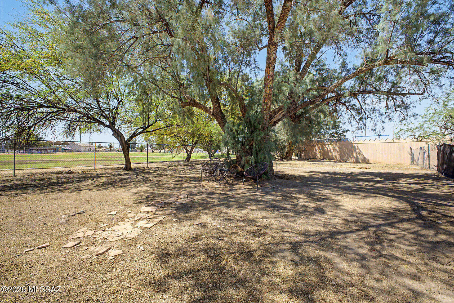 809 N Contzen Avenue