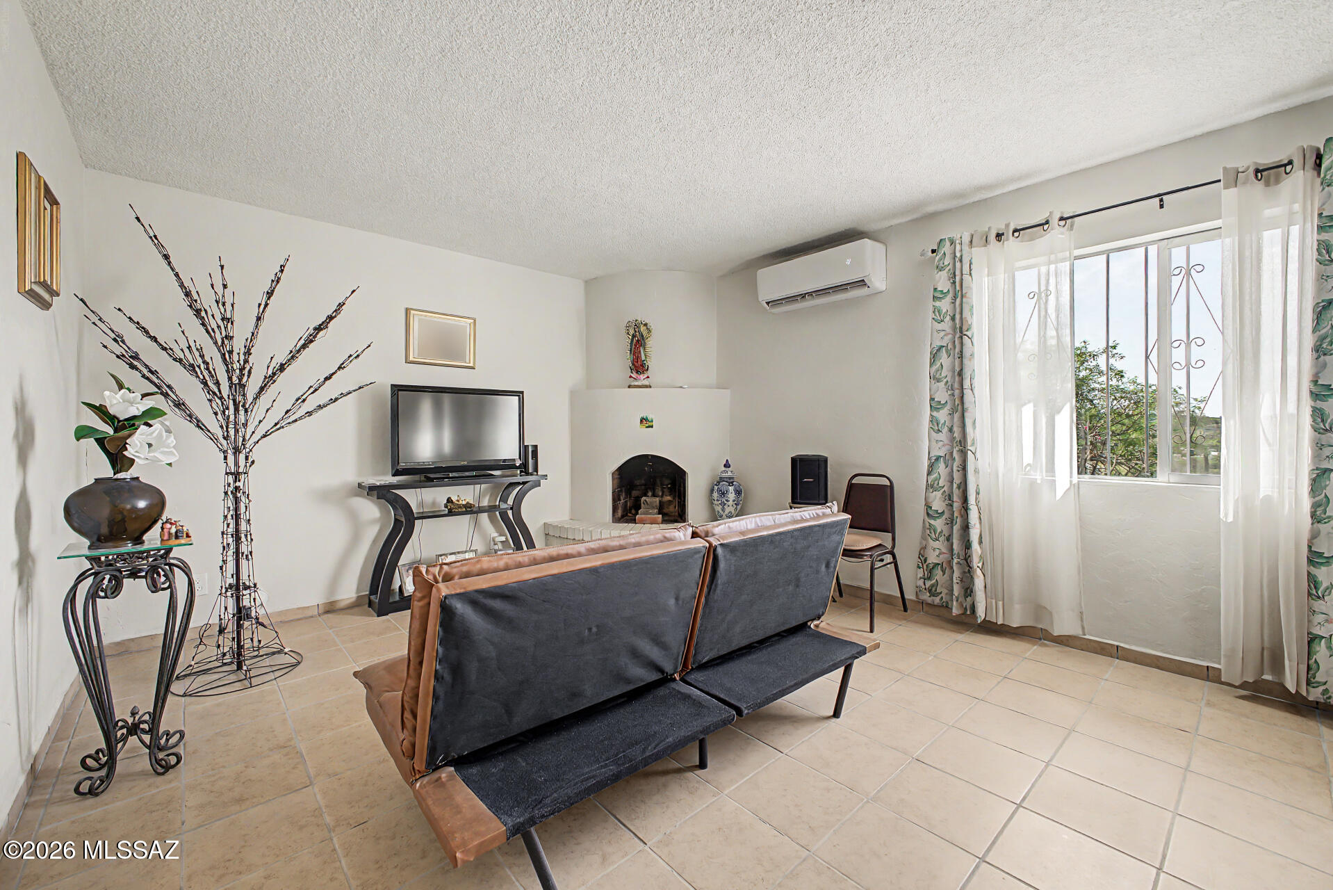 451 N Macnab Drive N A&B