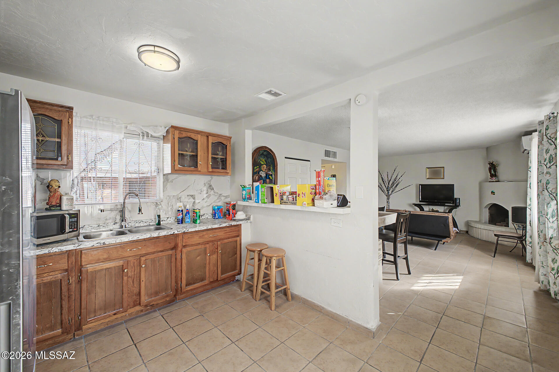 451 N Macnab Drive N A&B