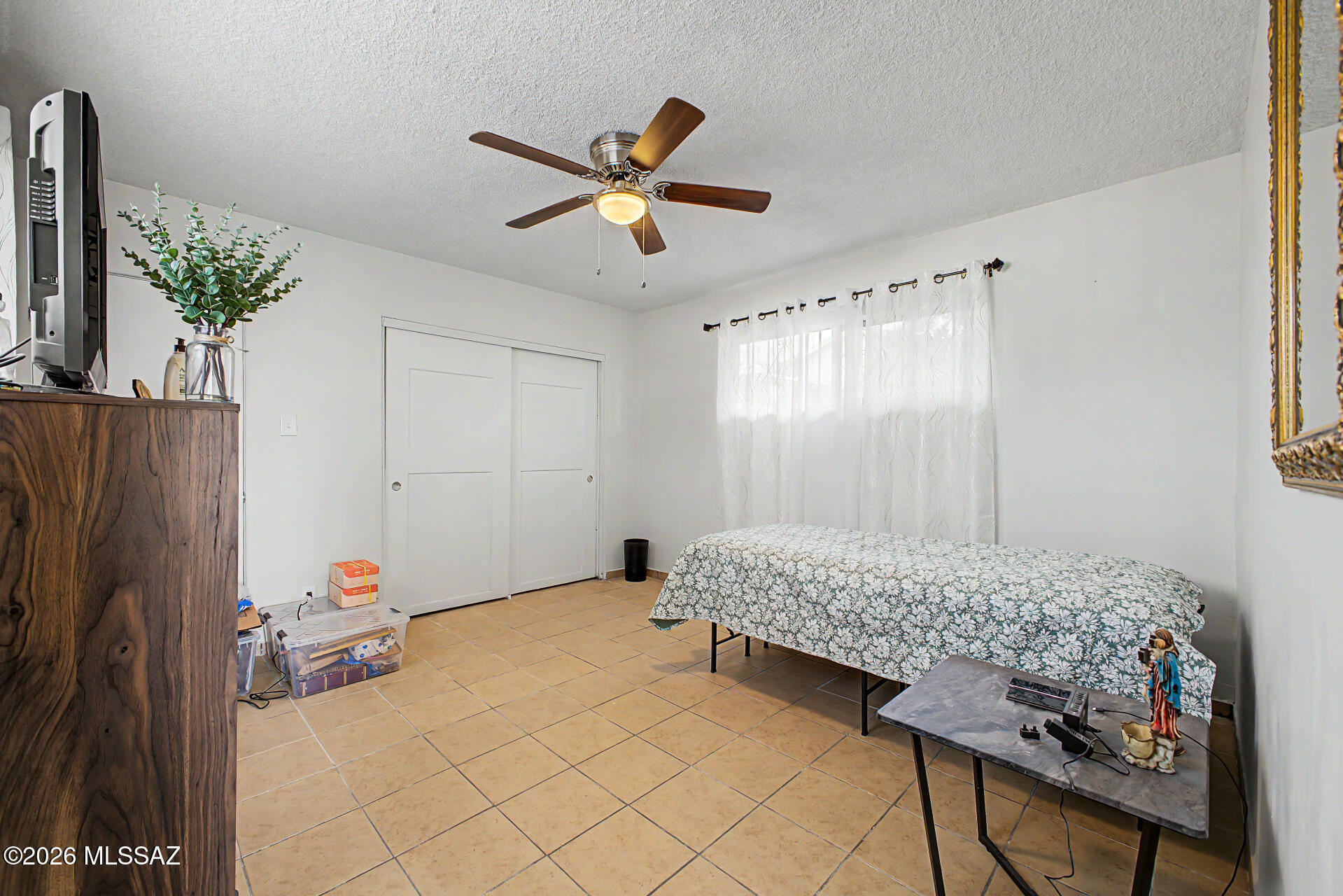 451 N Macnab Drive N A&B