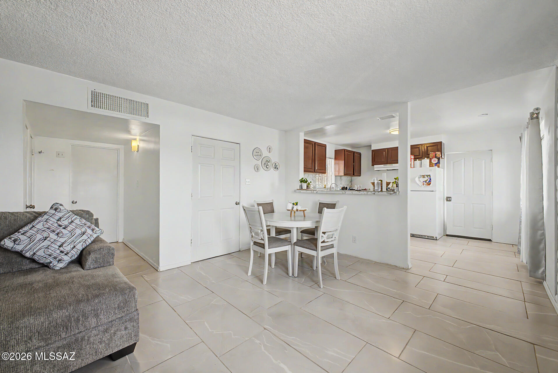 451 N Macnab Drive N A&B