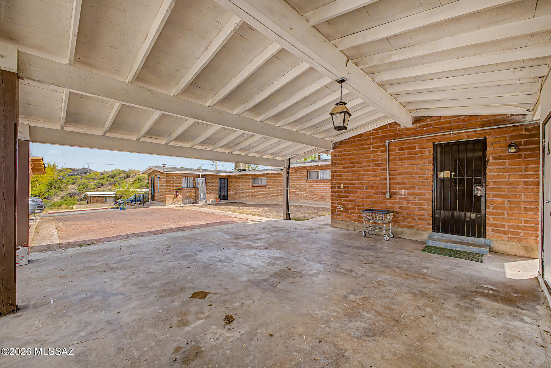 451 N Macnab Drive N A&B