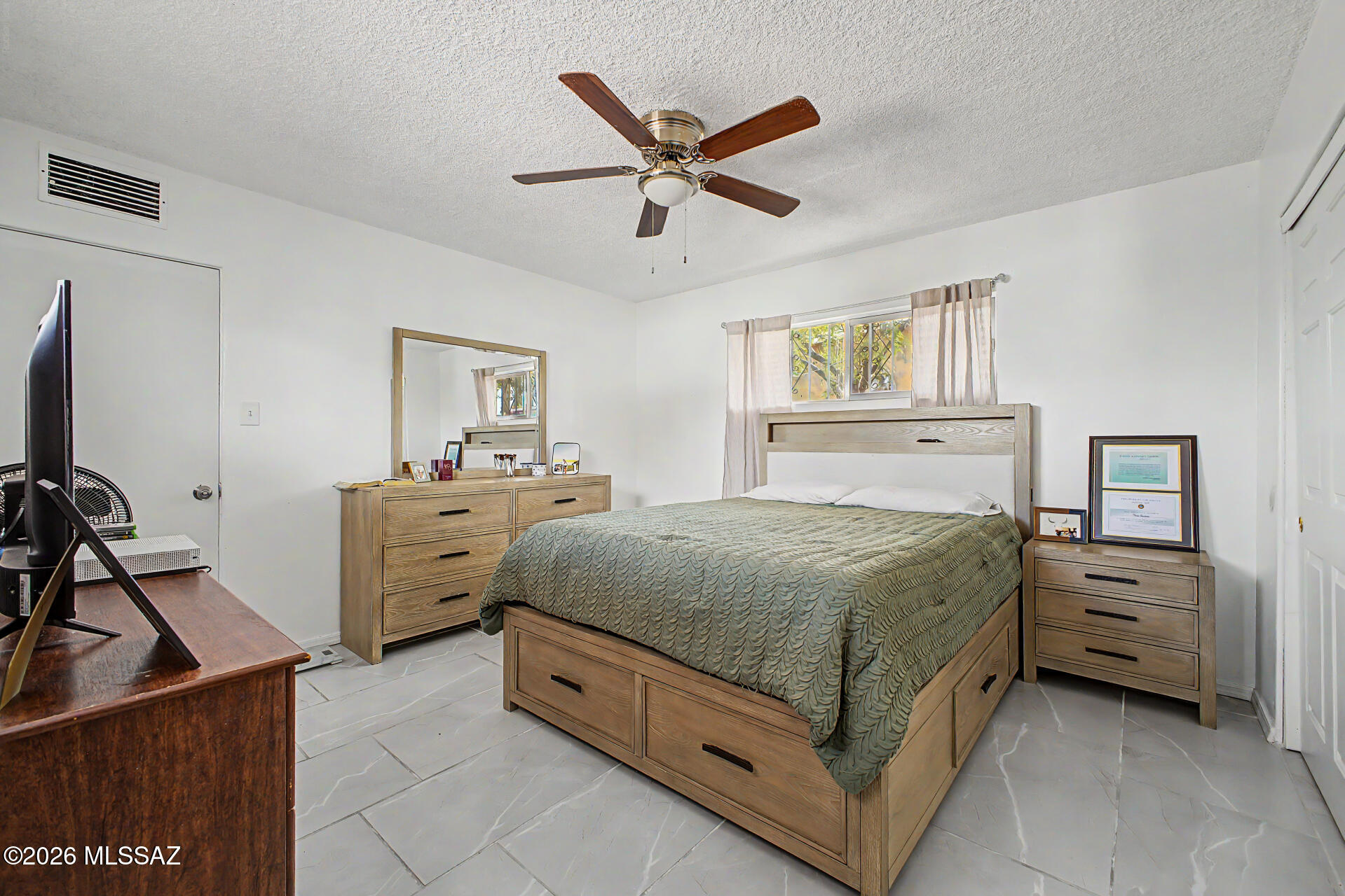 451 N Macnab Drive N A&B