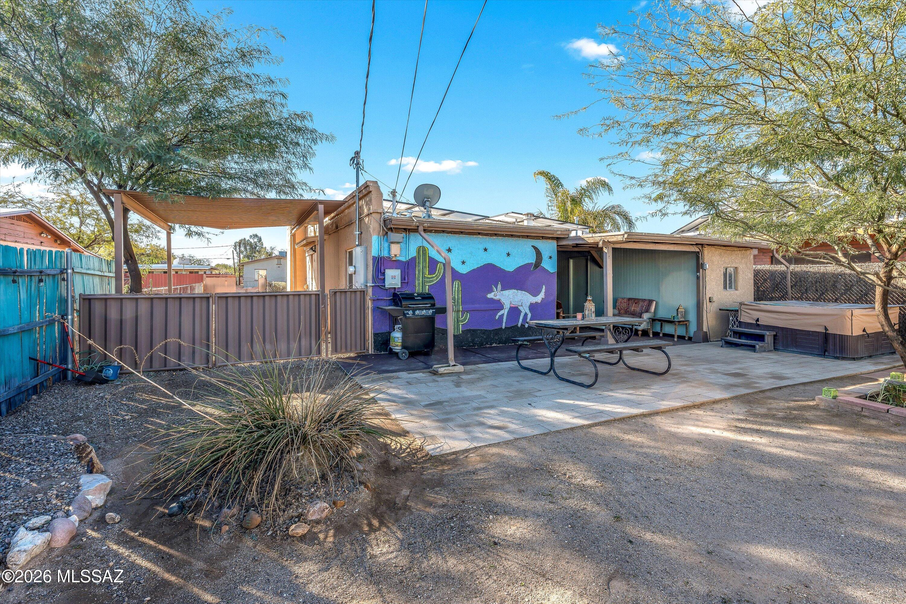 1112 W Huron Street