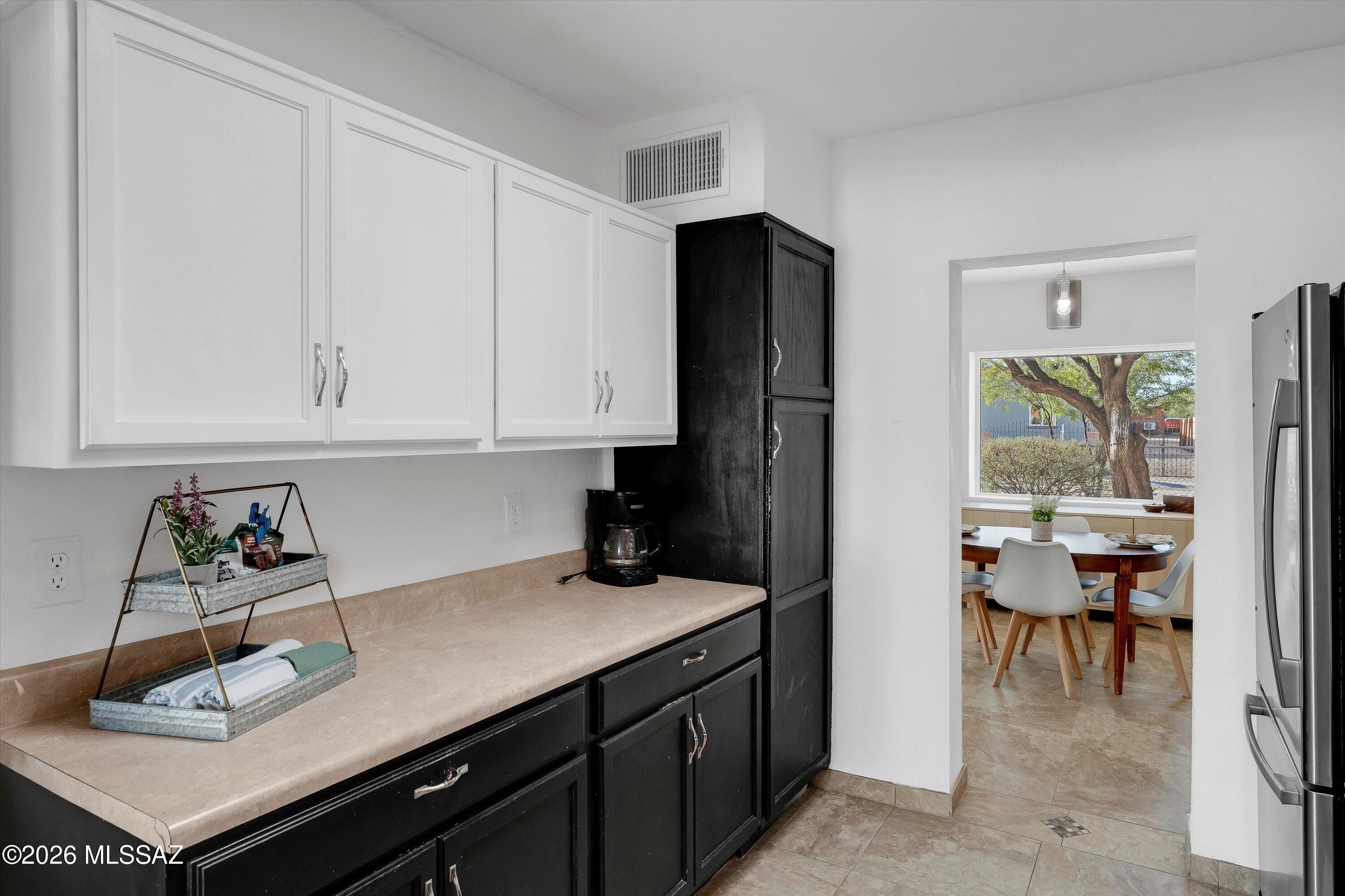 1112 W Huron Street