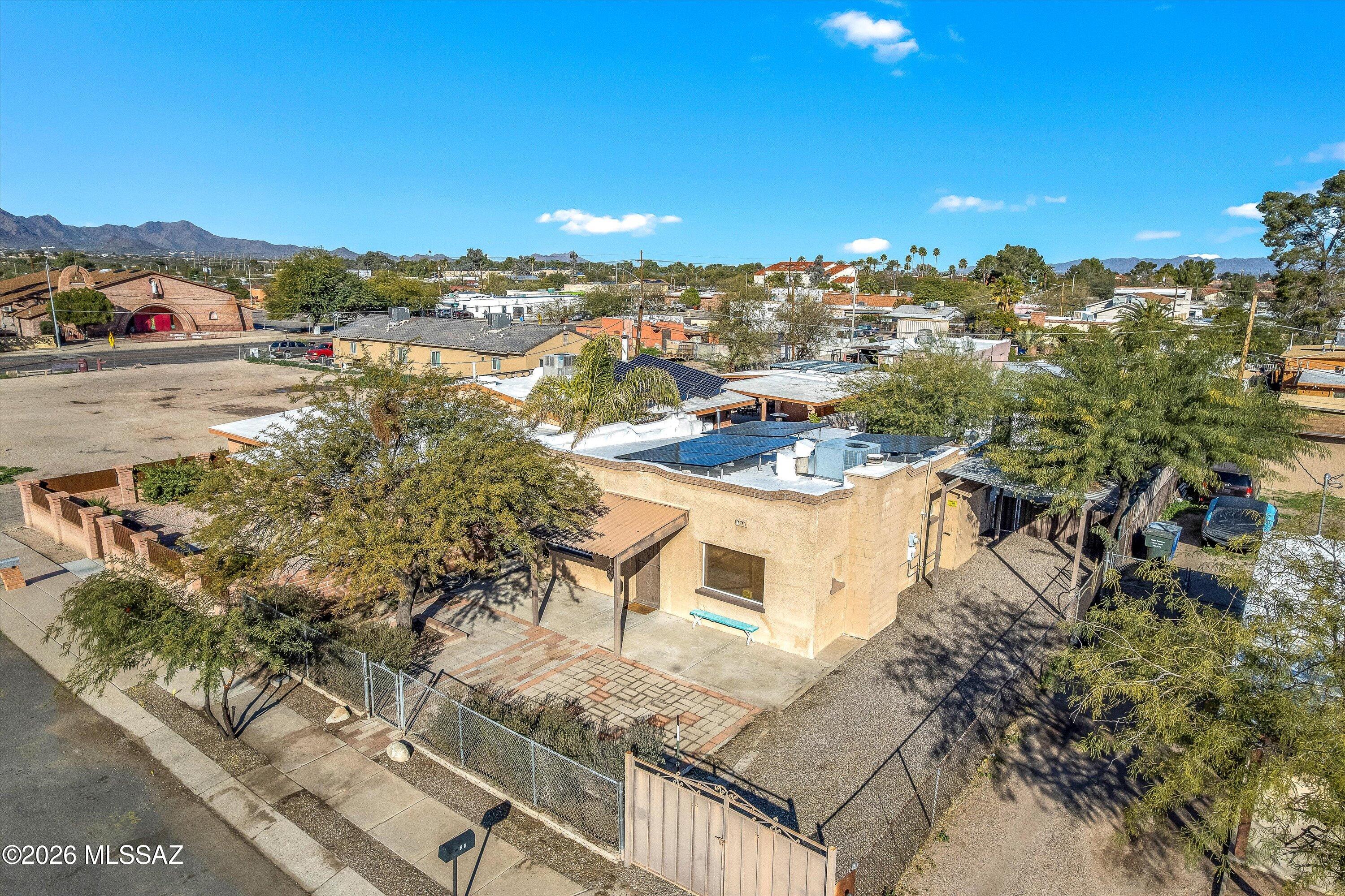 1112 W Huron Street