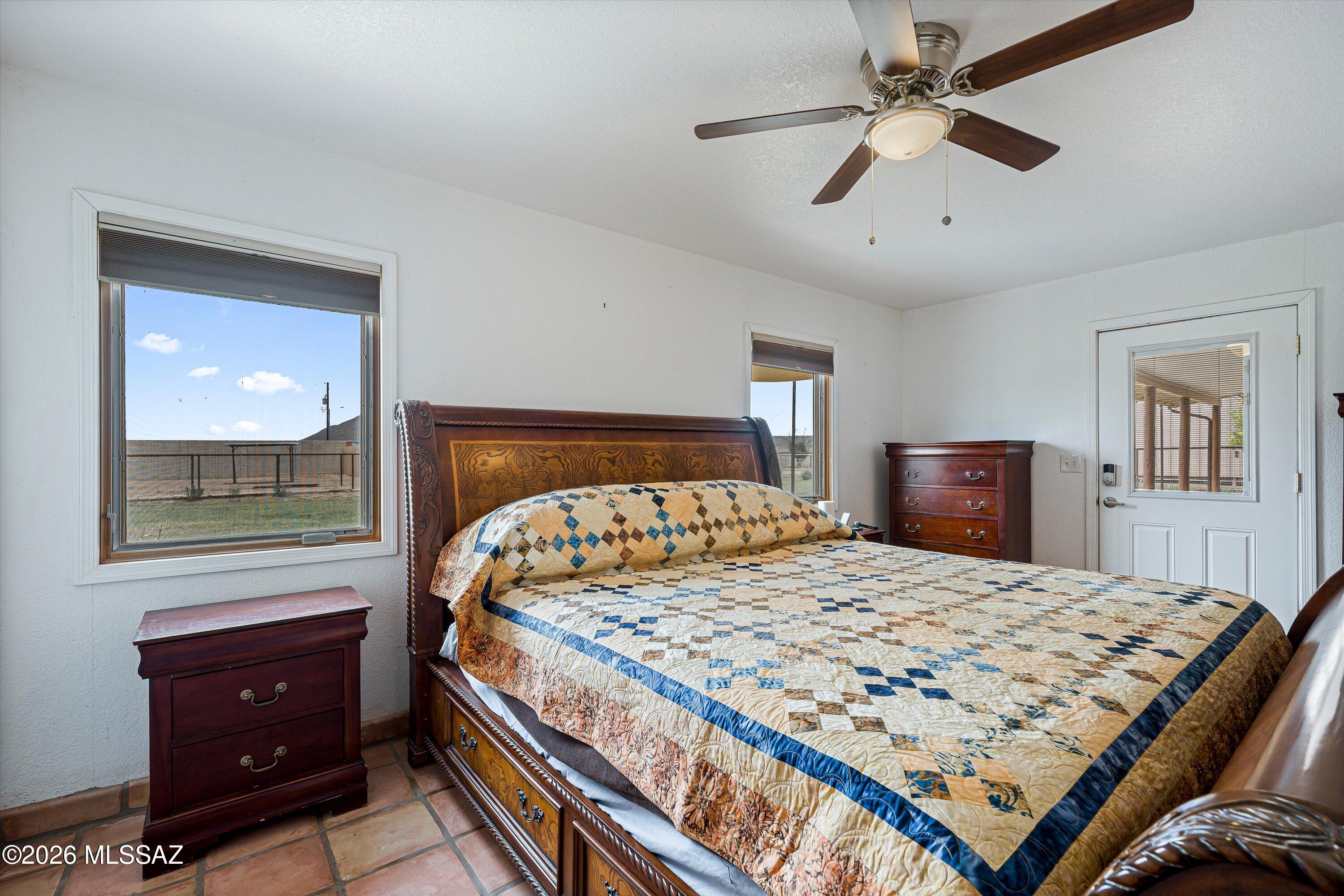 3661 E Antelope Road