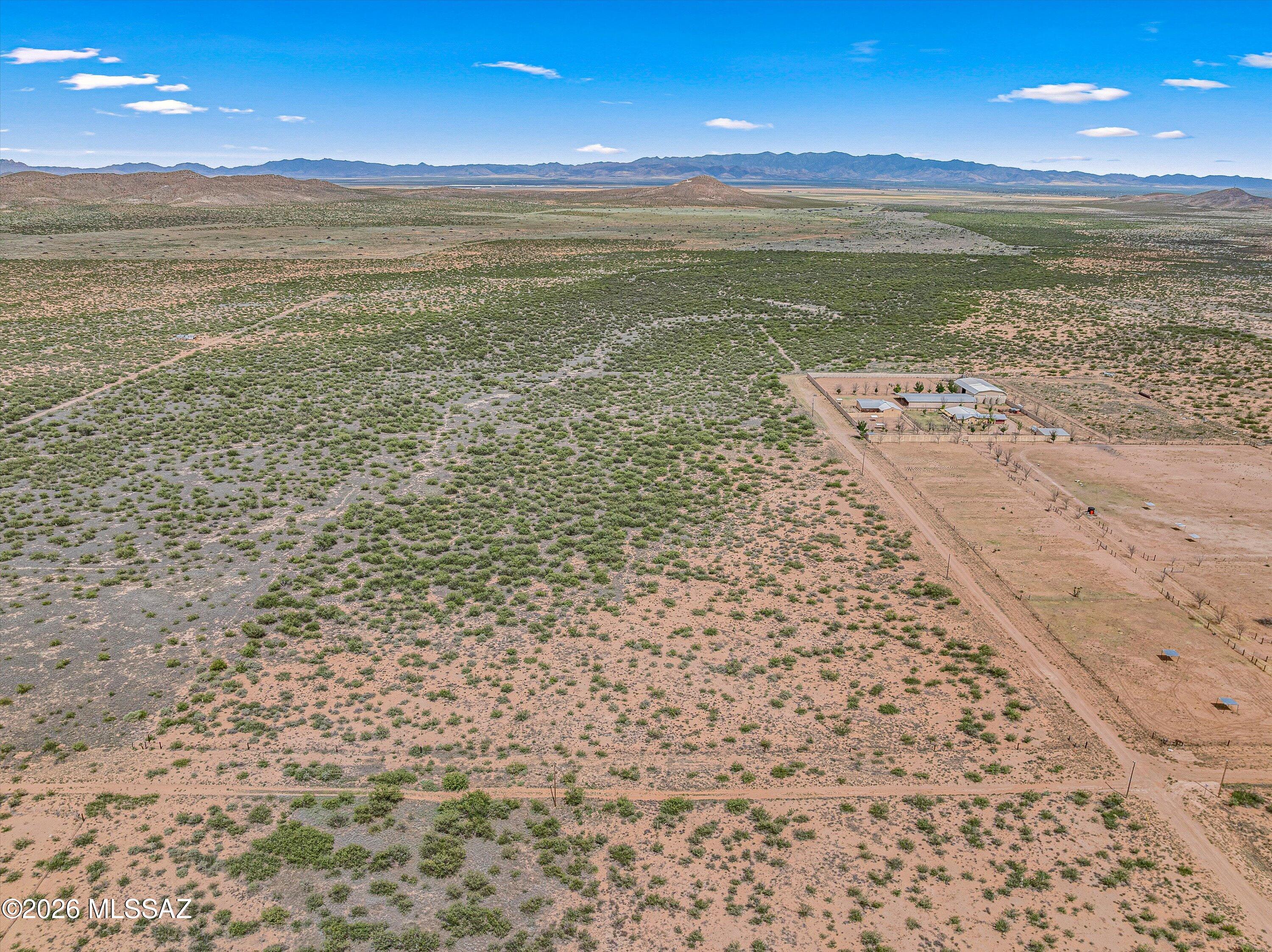 E Antelope Road 39