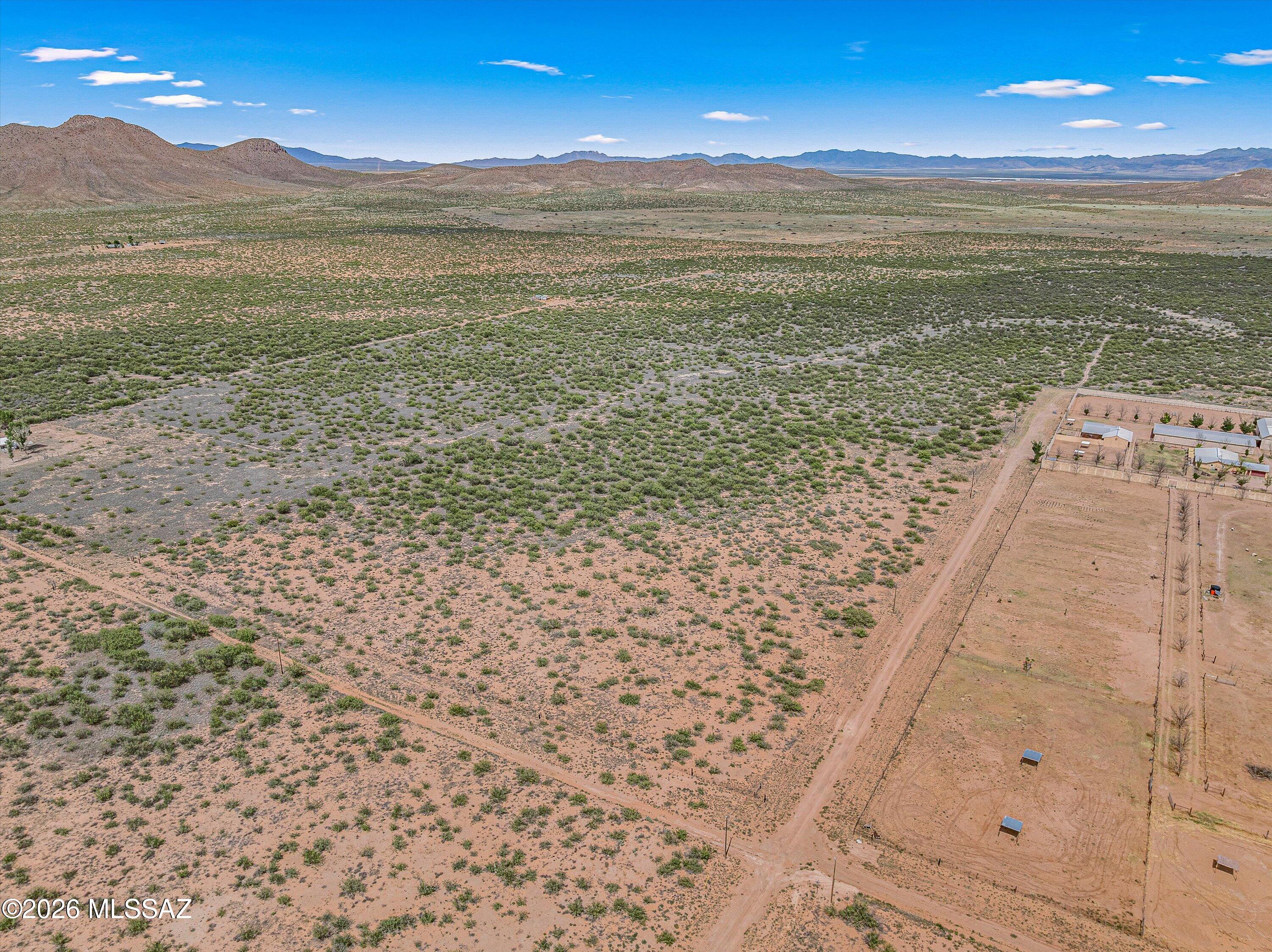 E Antelope Road 39