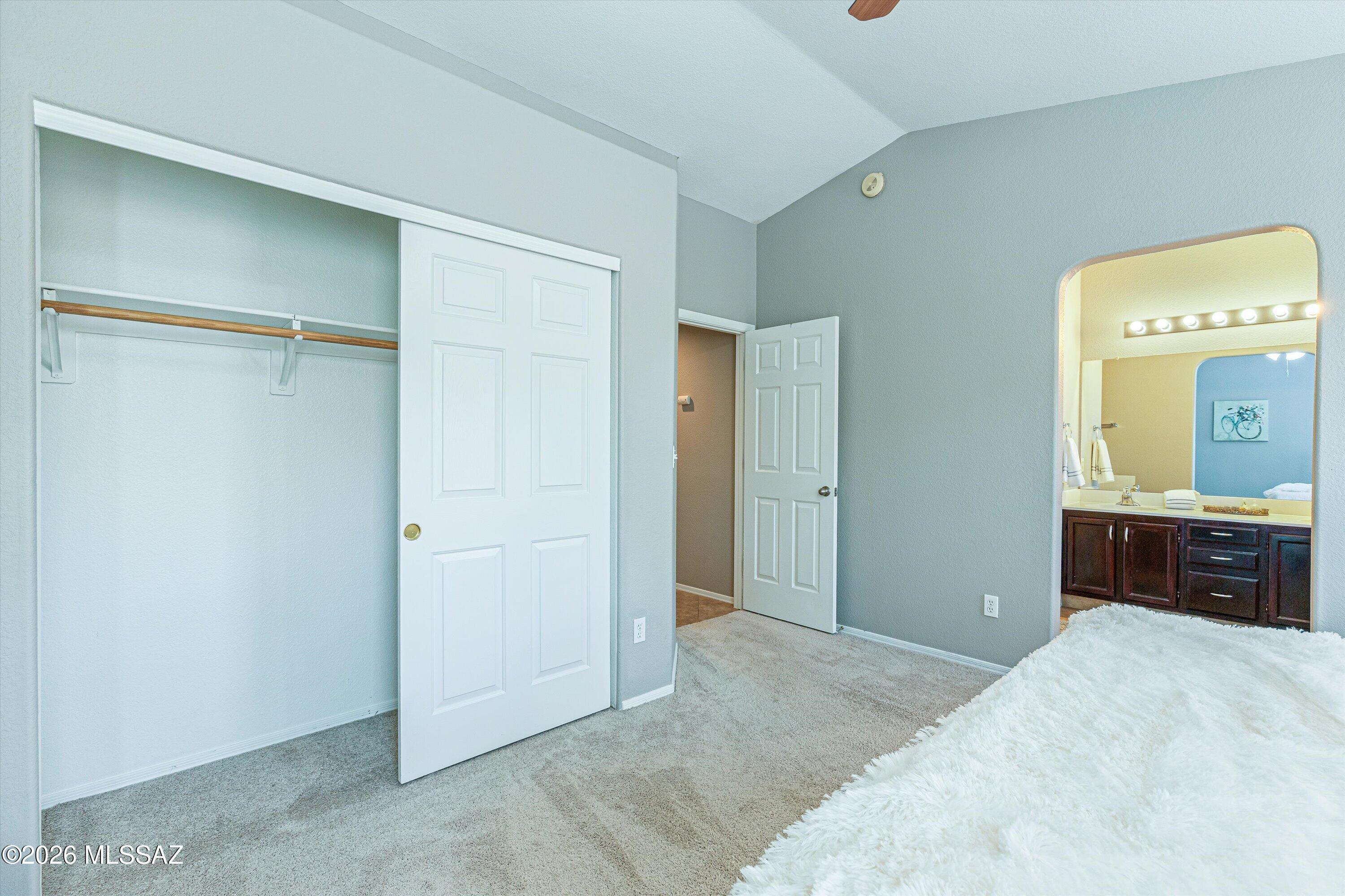 7600 W Summer Sun Lane