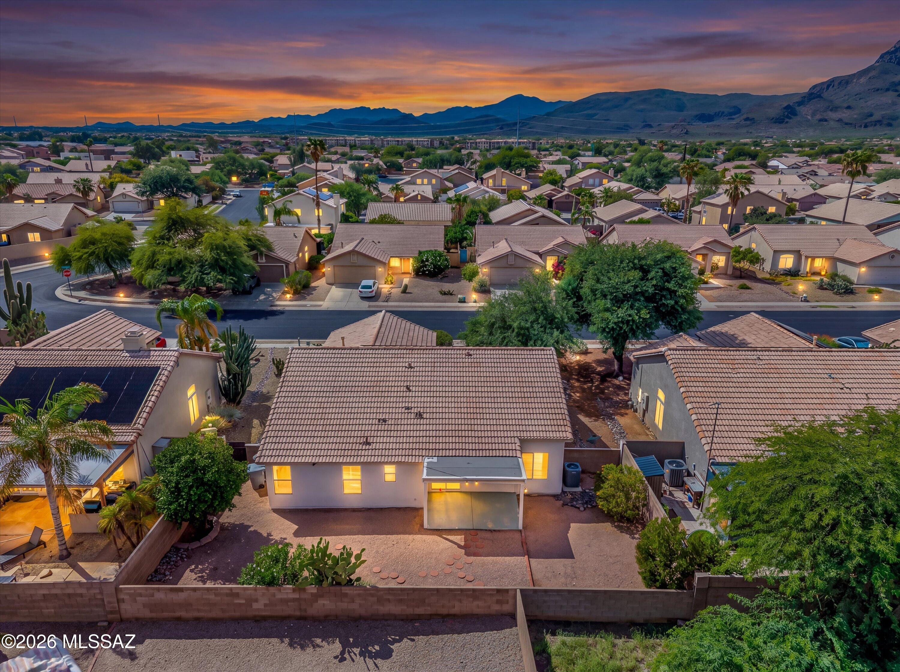 7600 W Summer Sun Lane