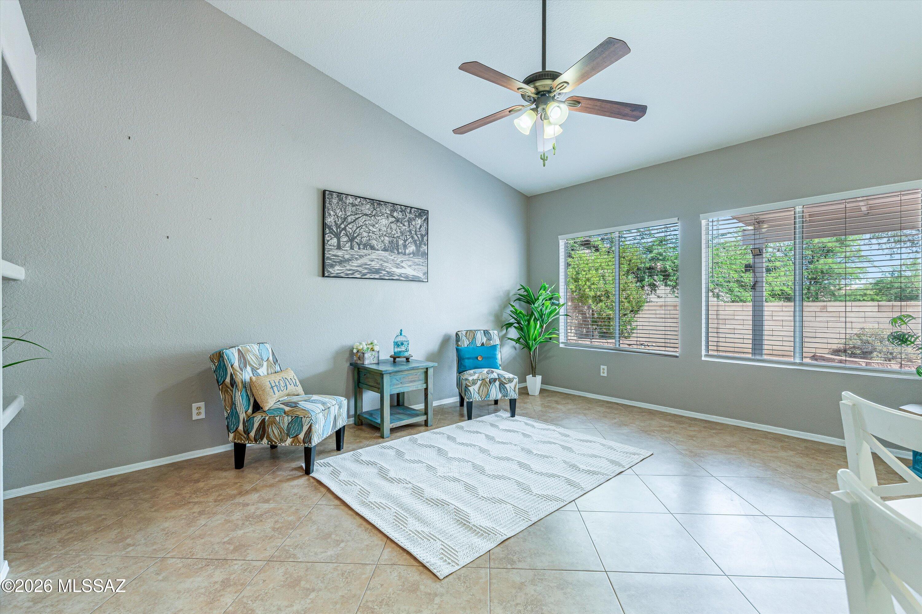 7600 W Summer Sun Lane
