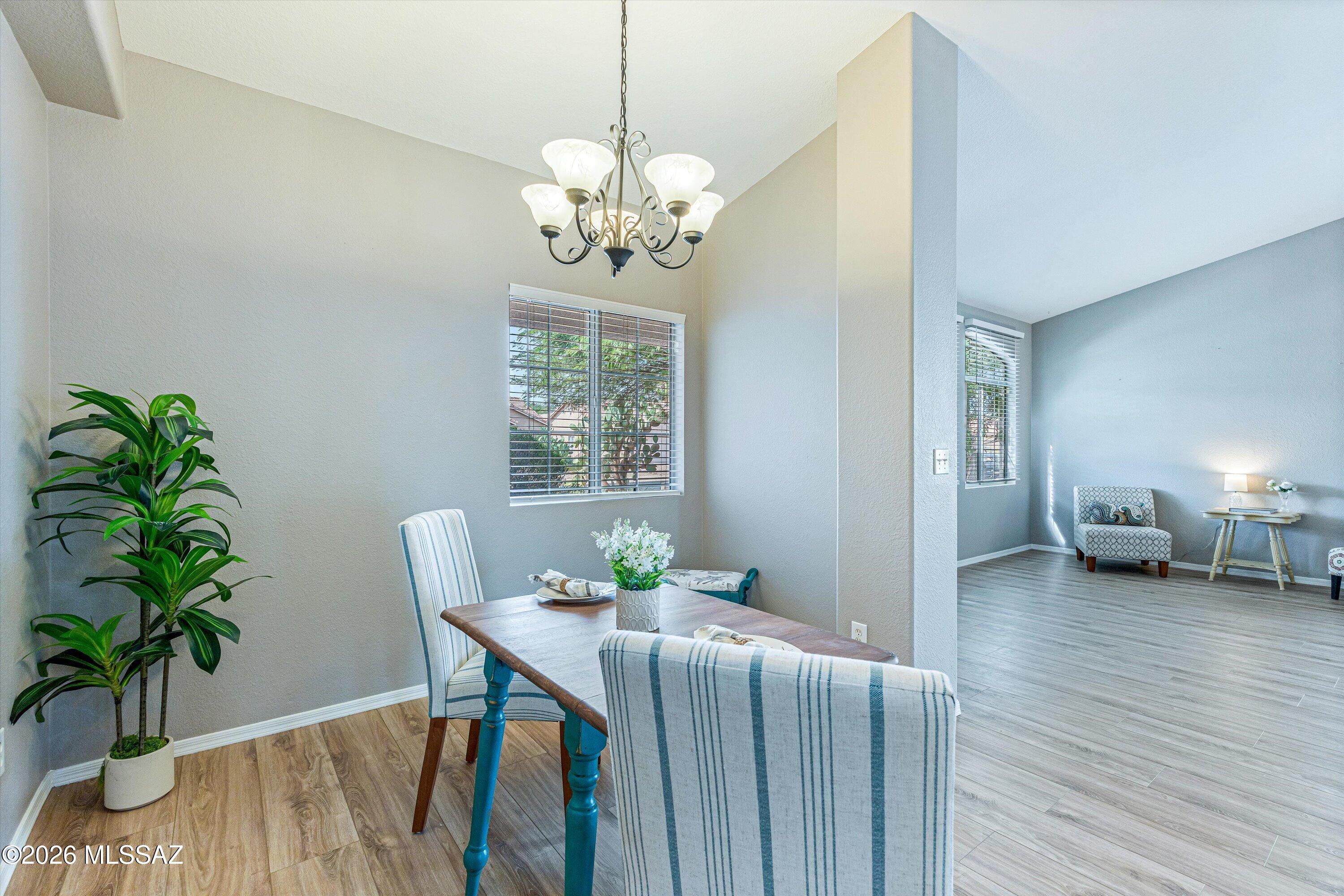 7600 W Summer Sun Lane