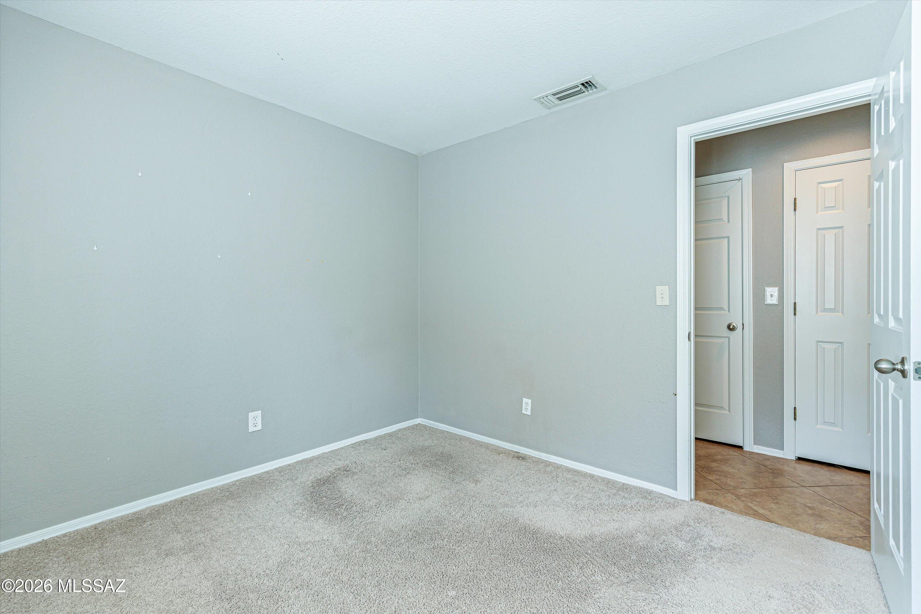 7600 W Summer Sun Lane