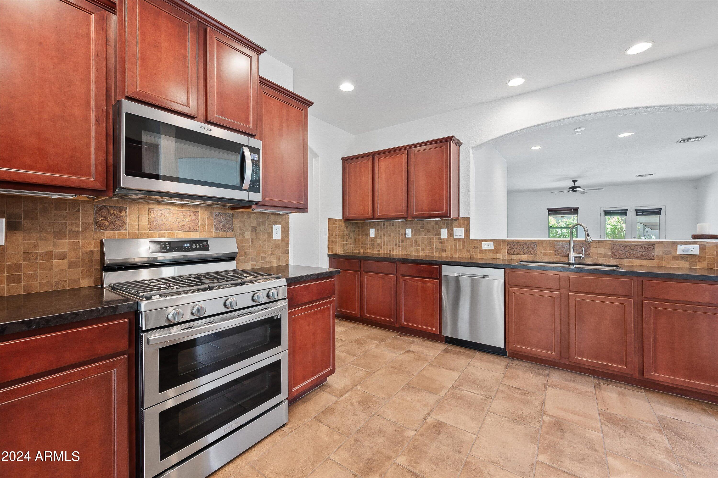 10847 W AVENIDA DEL REY