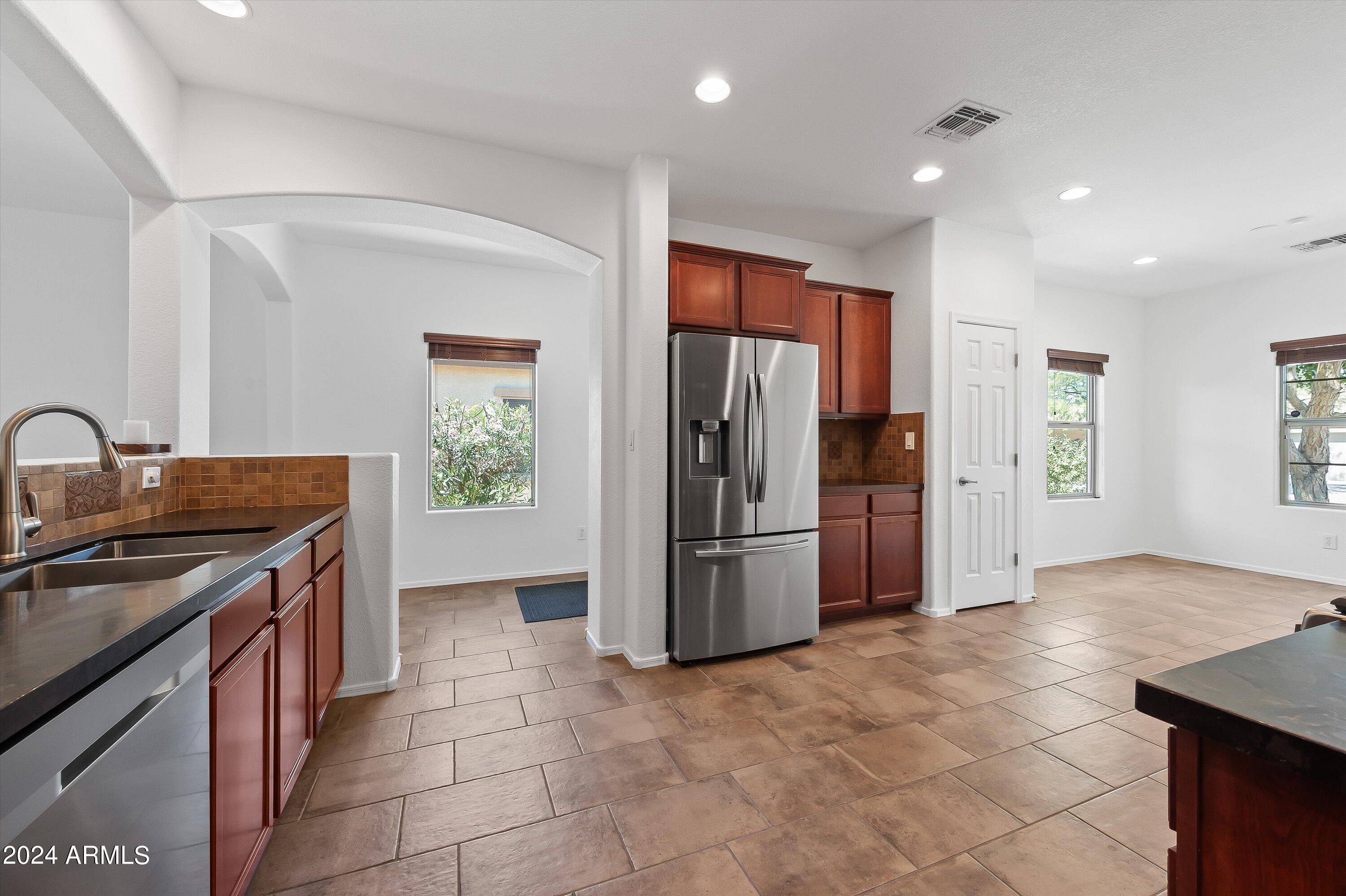 10847 W AVENIDA DEL REY