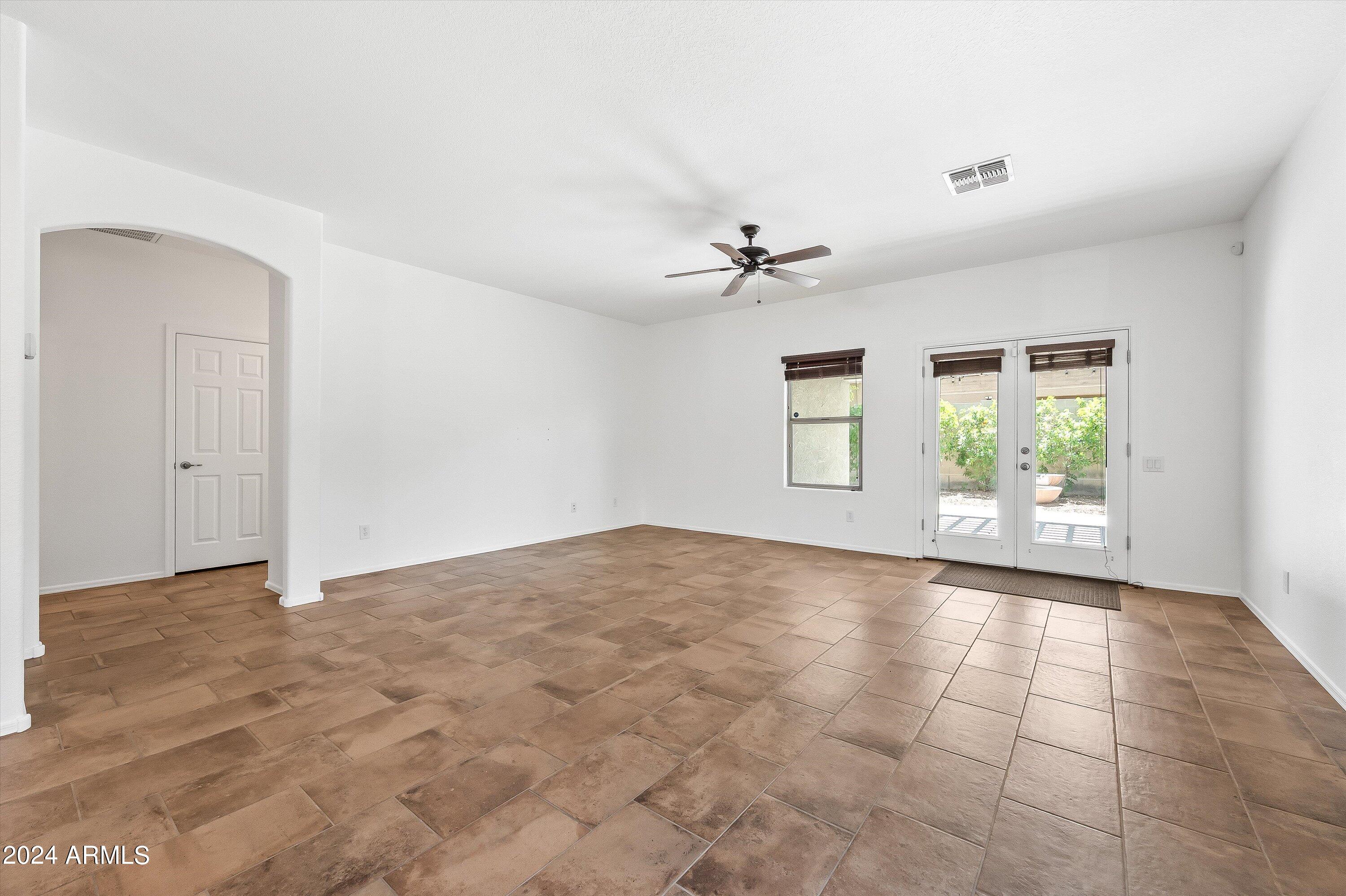 10847 W AVENIDA DEL REY