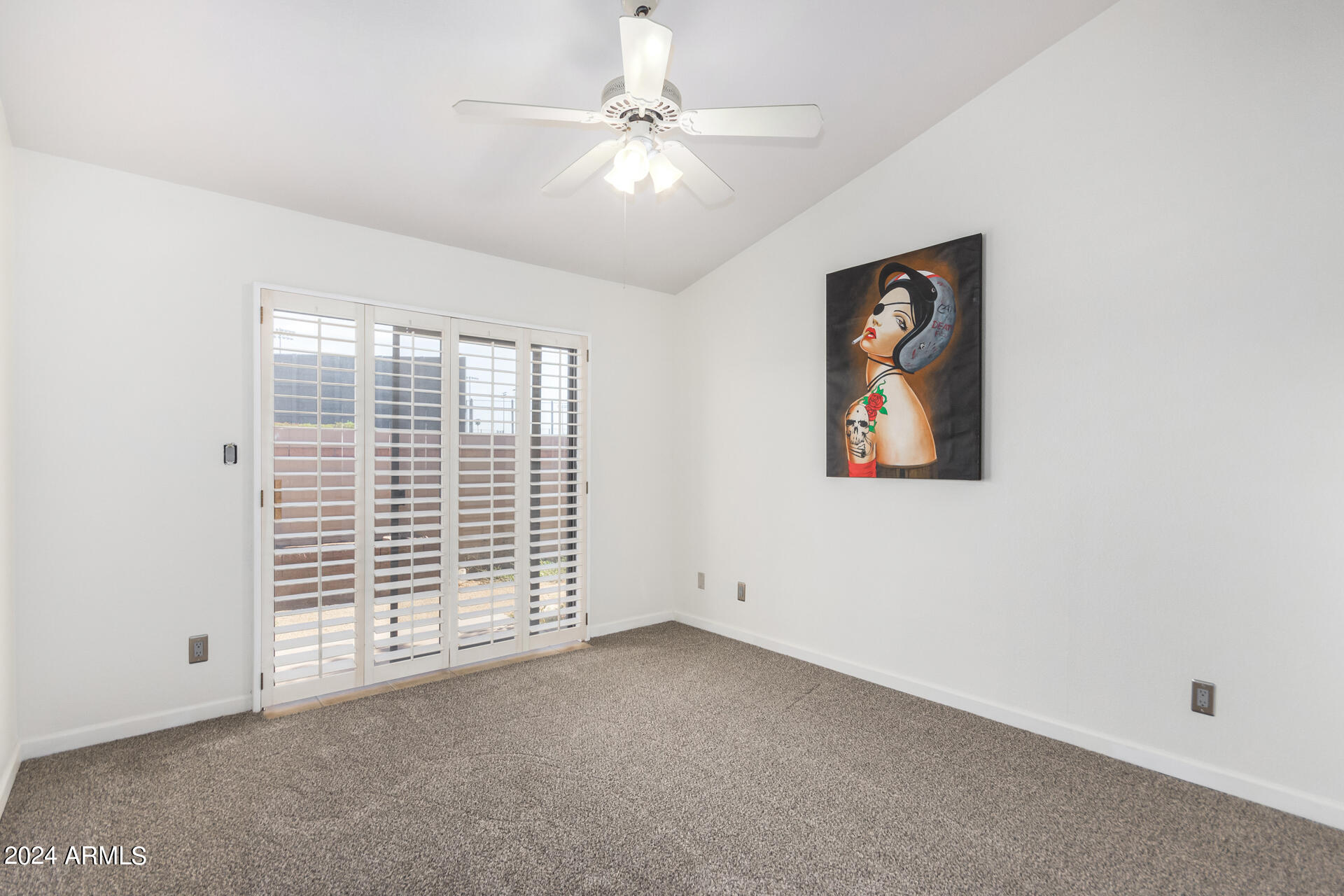 945 N PASADENA Street, 41