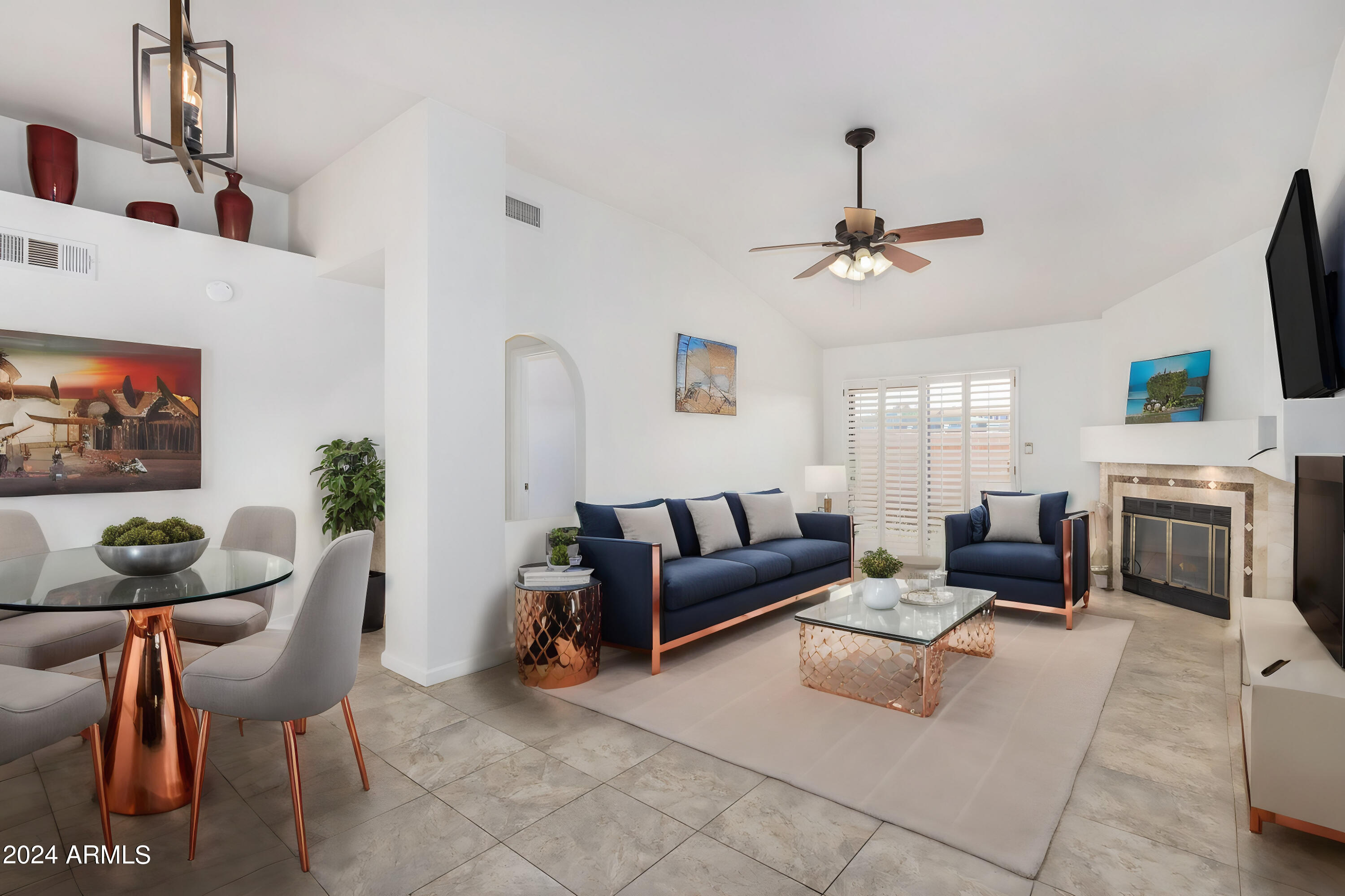 945 N PASADENA Street, 41