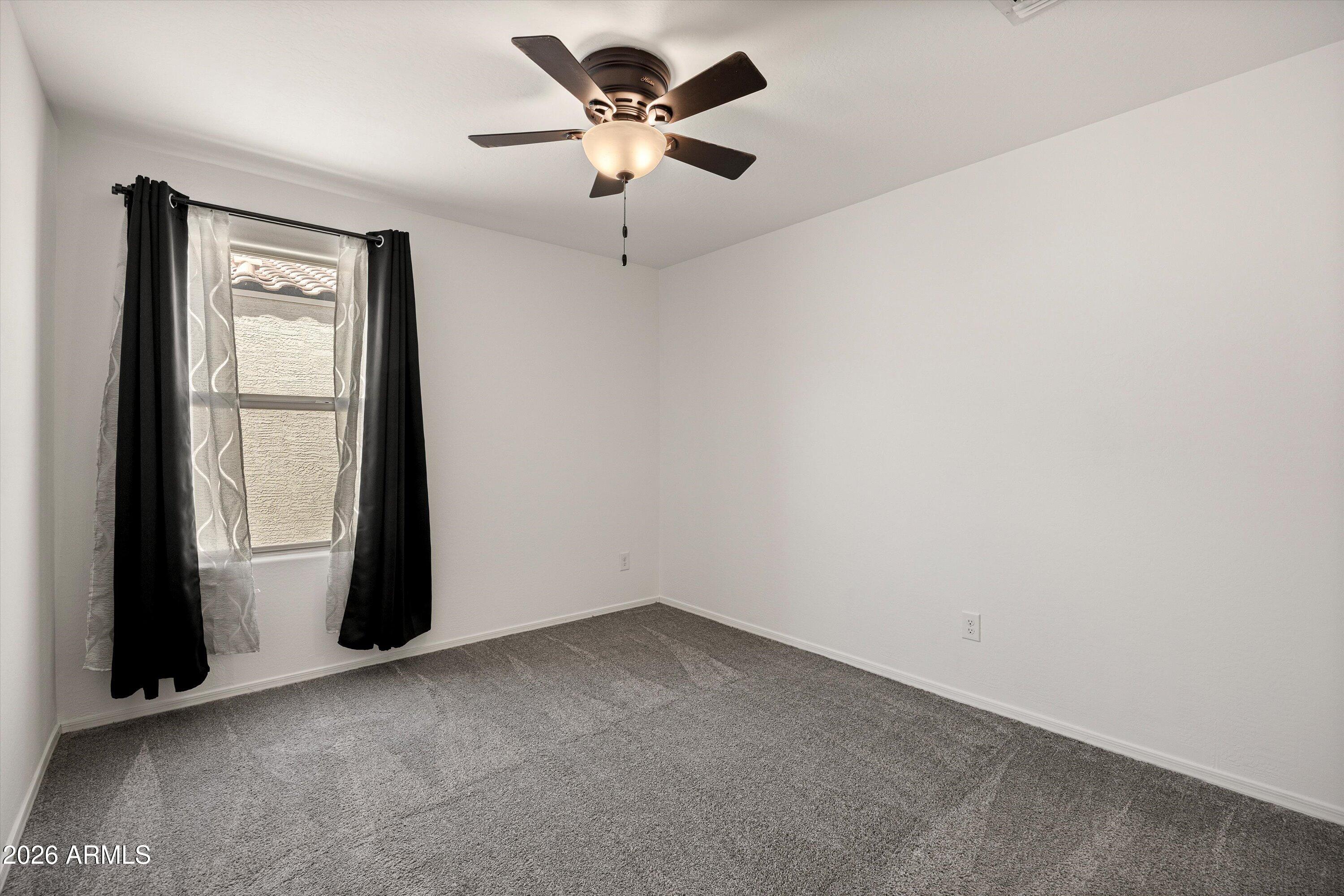 1442 W PINKLEY Avenue