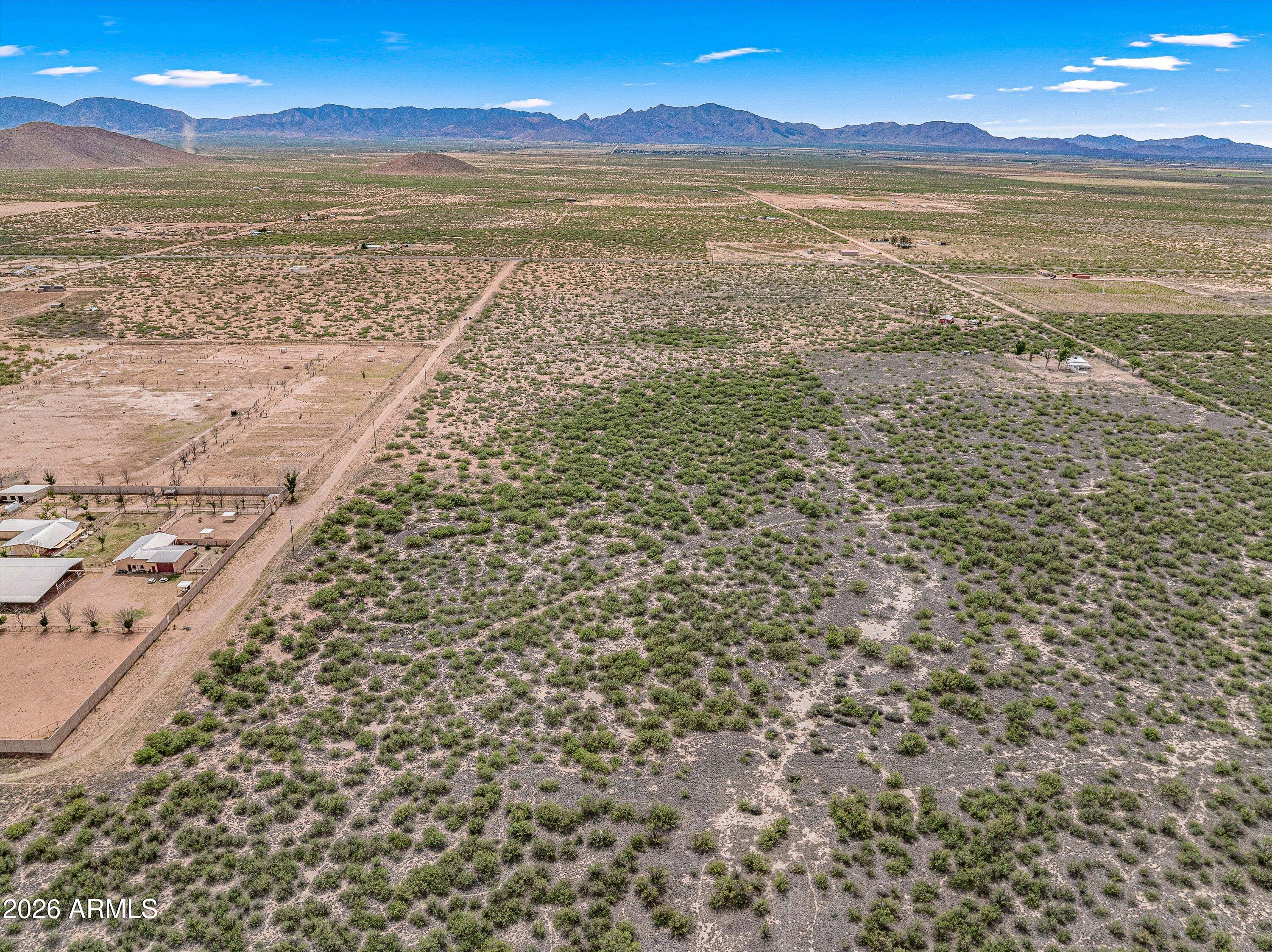 TBD E Antelope Road -
