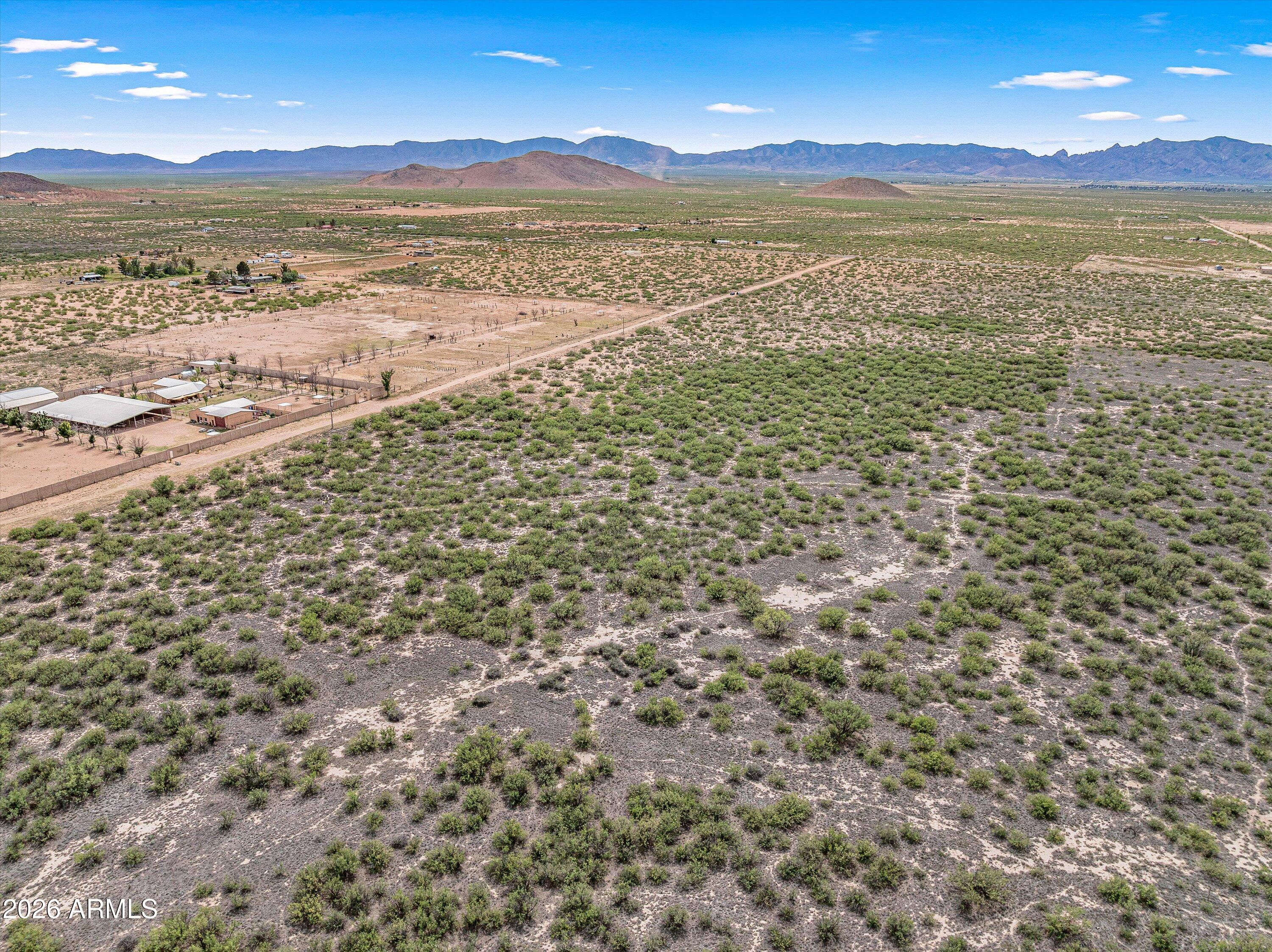 TBD E Antelope Road -